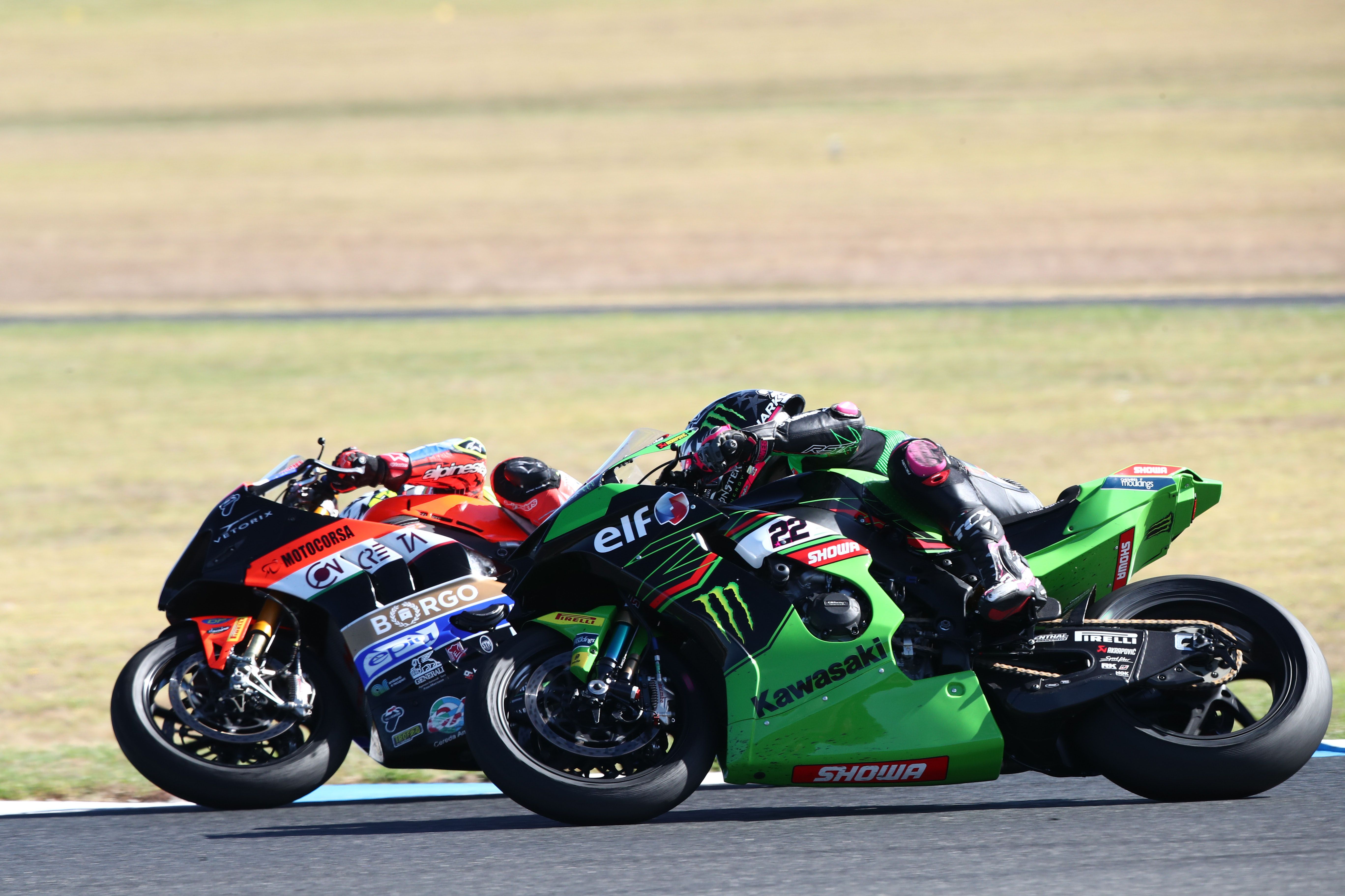 Axel Bassani supera a Alex Lowes, WSBK Australia 2023