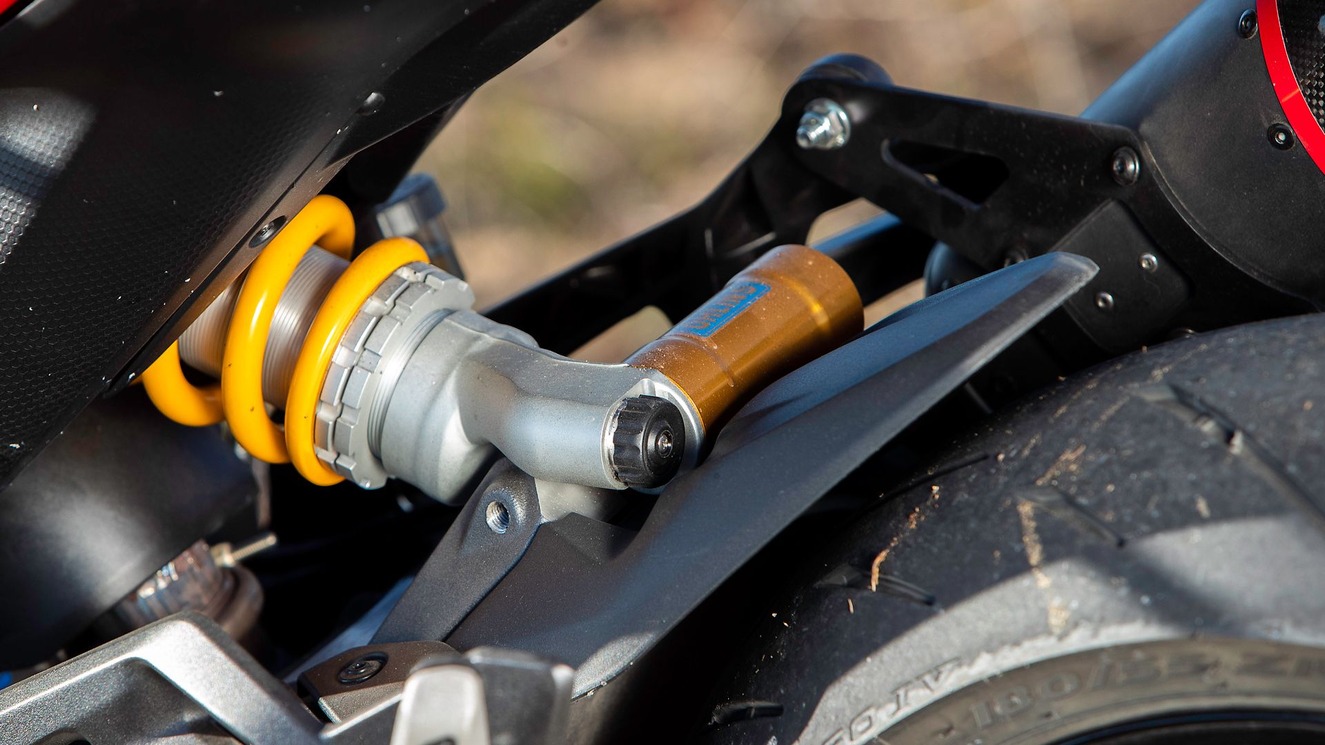 Ducati Monster SP 2023 Detalles (22)