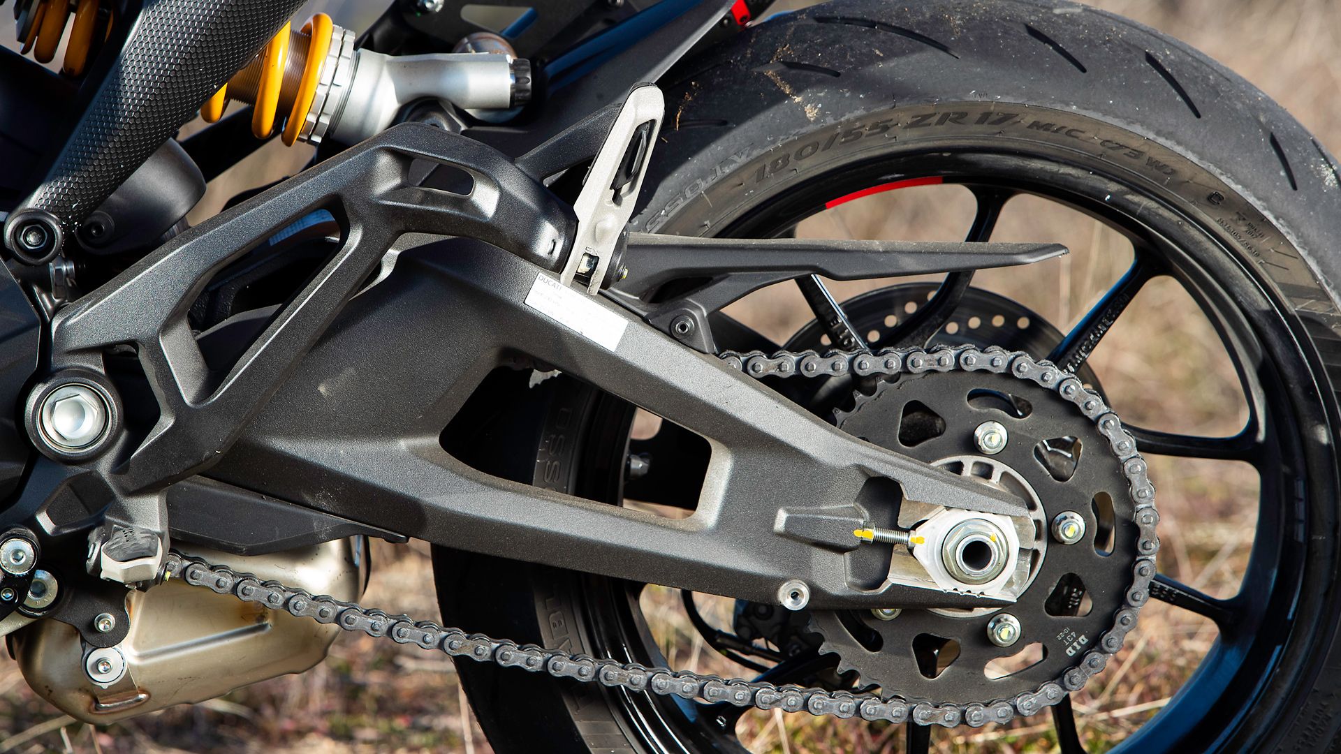 Ducati Monster SP 2023 Detalles (29)