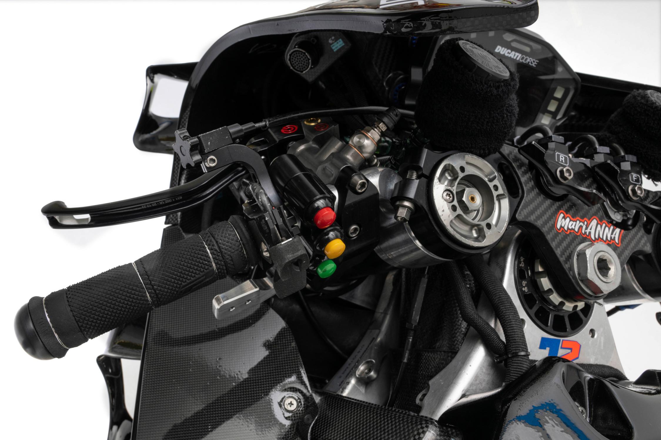 Ducati Desmosedici GP22 Mooney VR46 MotoGP 2023 Luca Marini Marco Bezzecchi 13