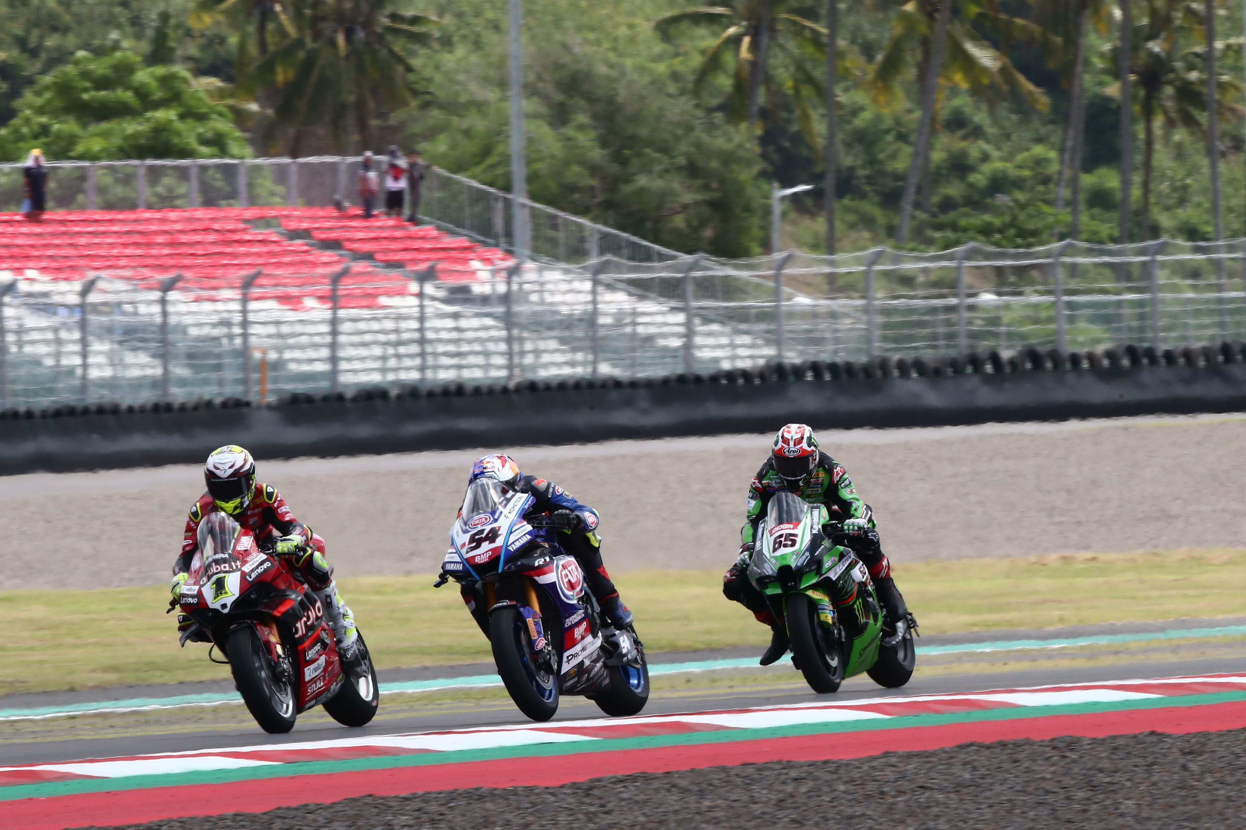 Álvaro Bautista, Toprak Razgatlioglu y Jonathan Rea, WSBK Indonesia 2023