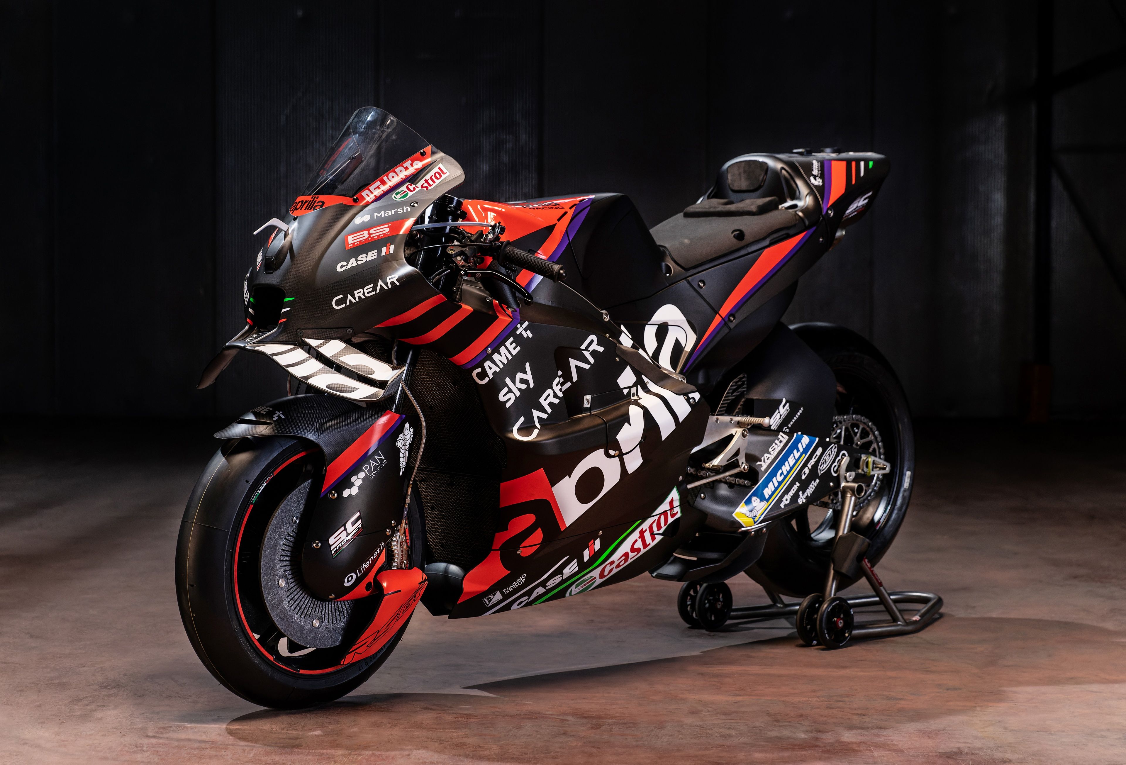 Aprilia RS GP Racing MotoGP 2023 Aleix Espargaró Maverick Viñales 46