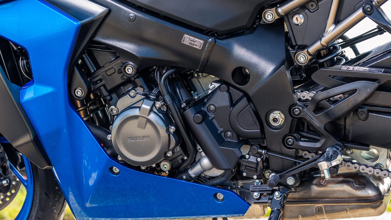Suzuki GSX S1000 GT 2022