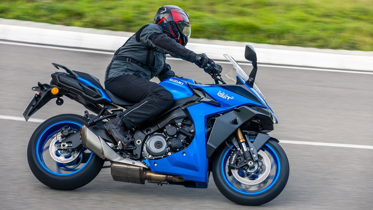 Suzuki GSX S1000 GT 2022