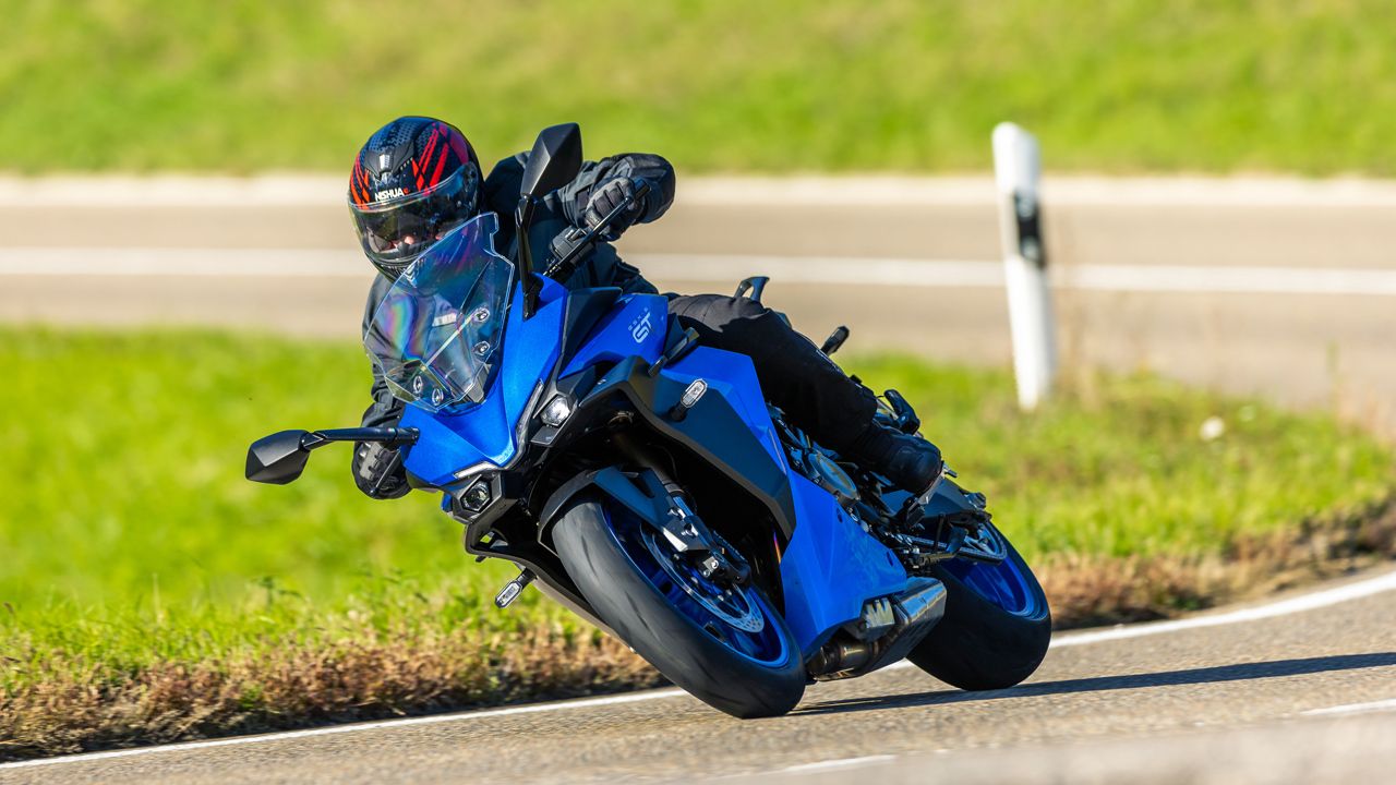 Suzuki GSX S1000 GT 2022