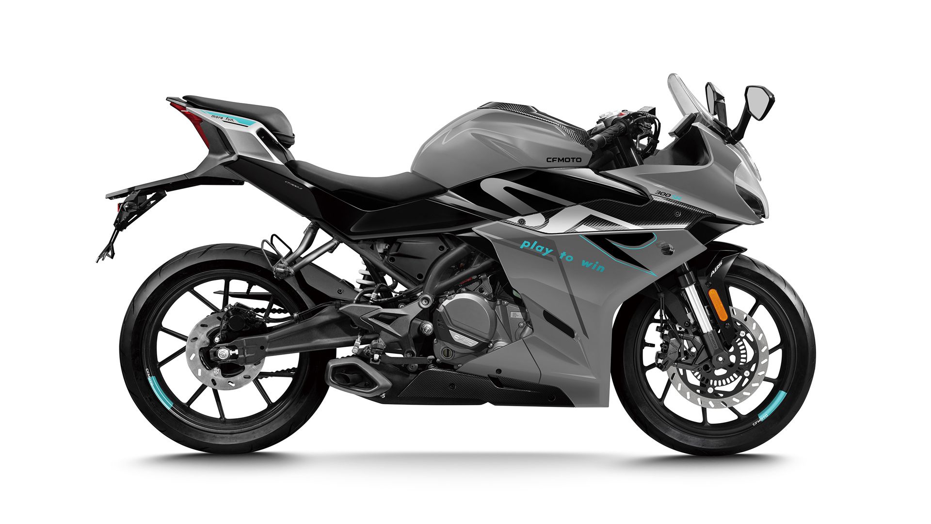 CFMoto 300SR 2023 (2)