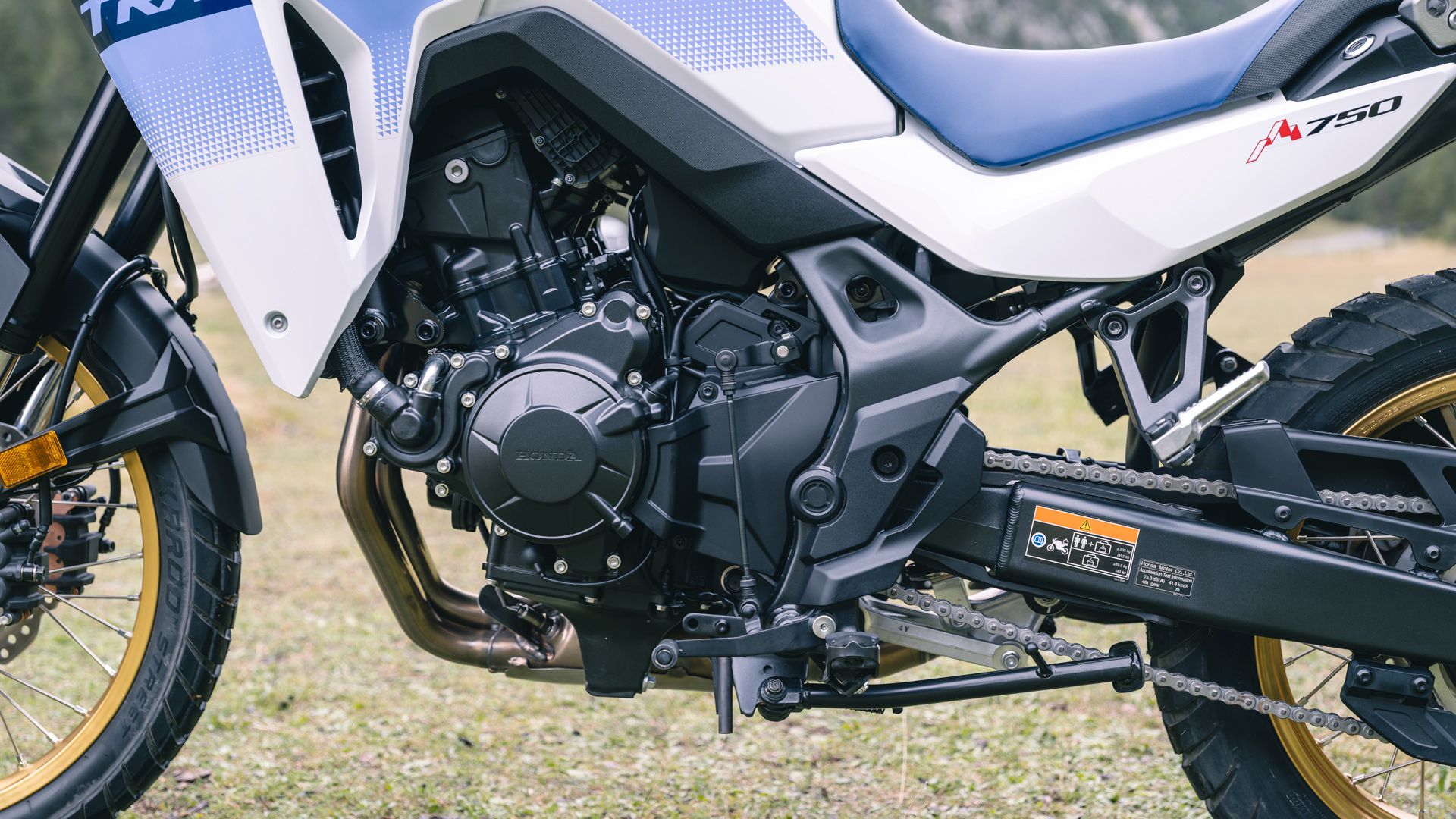 Honda XL750 Transalp 2023 Detalles (9)