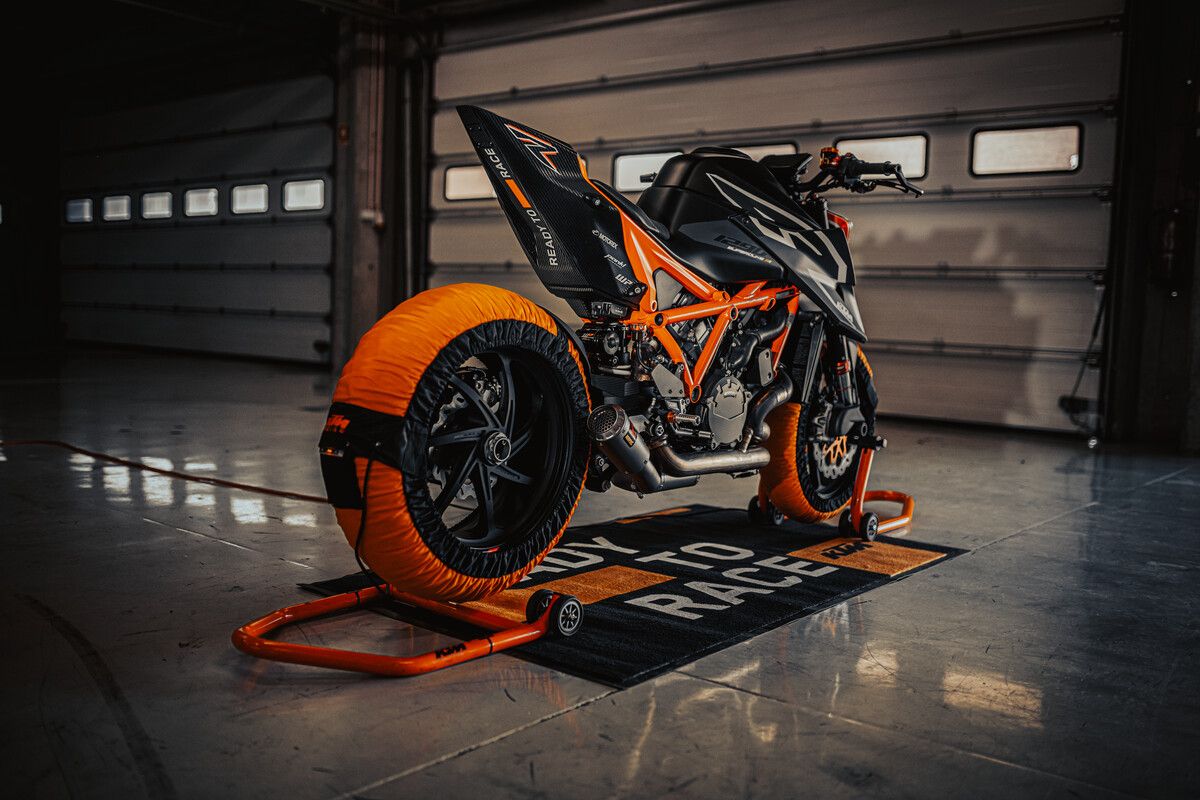 Fotos KTM 1290 Super Duke RR 2023