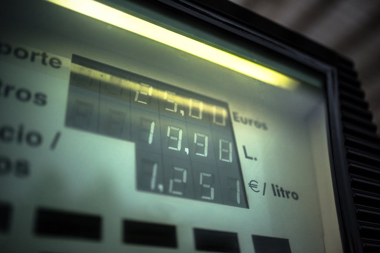Qué día es más barata la gasolina en España