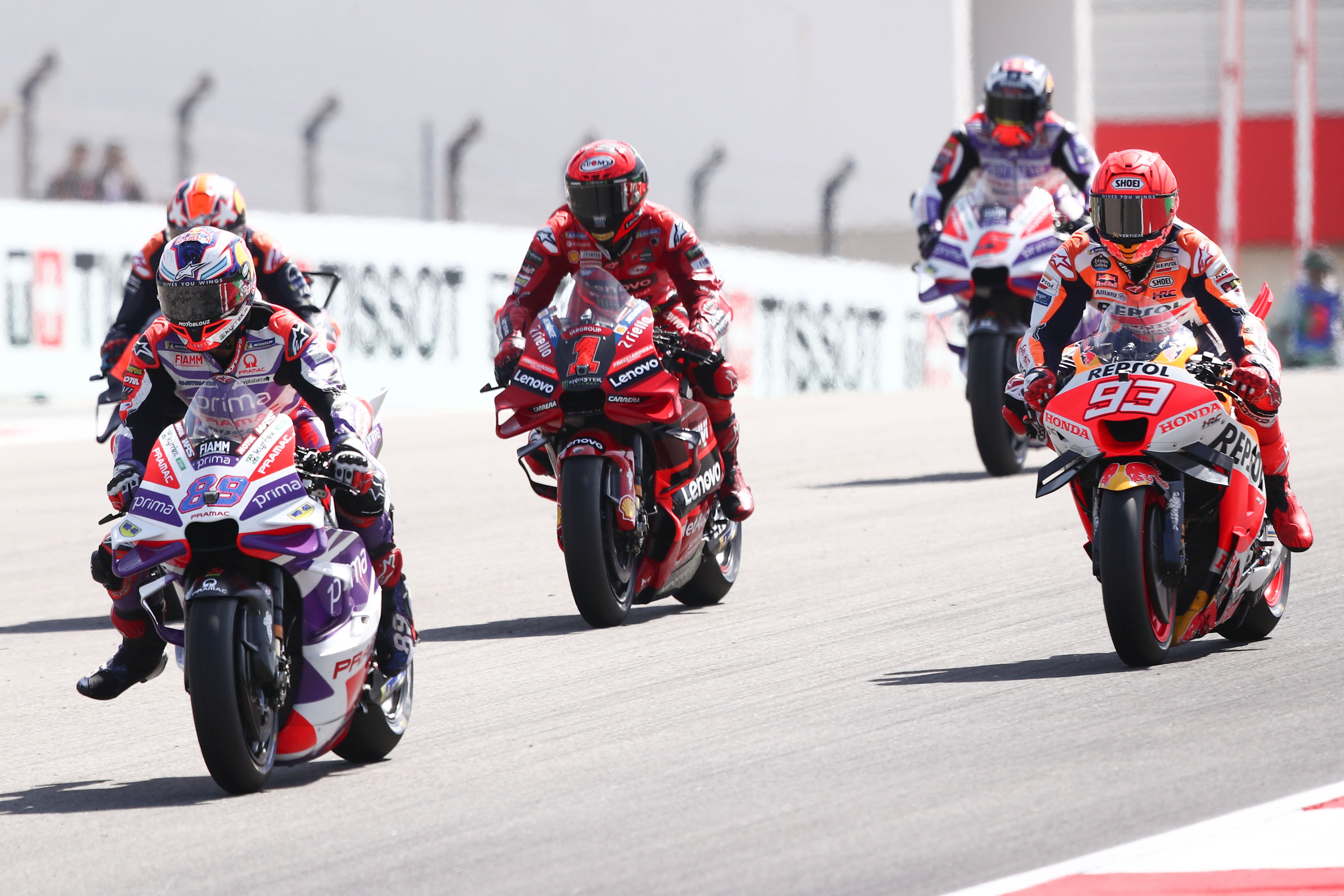 Jorge Martín seguido por Marc Márquez, Jack Miller, Pecco Bagnaia y Johann Zarco, MotoGP Portimao 2023