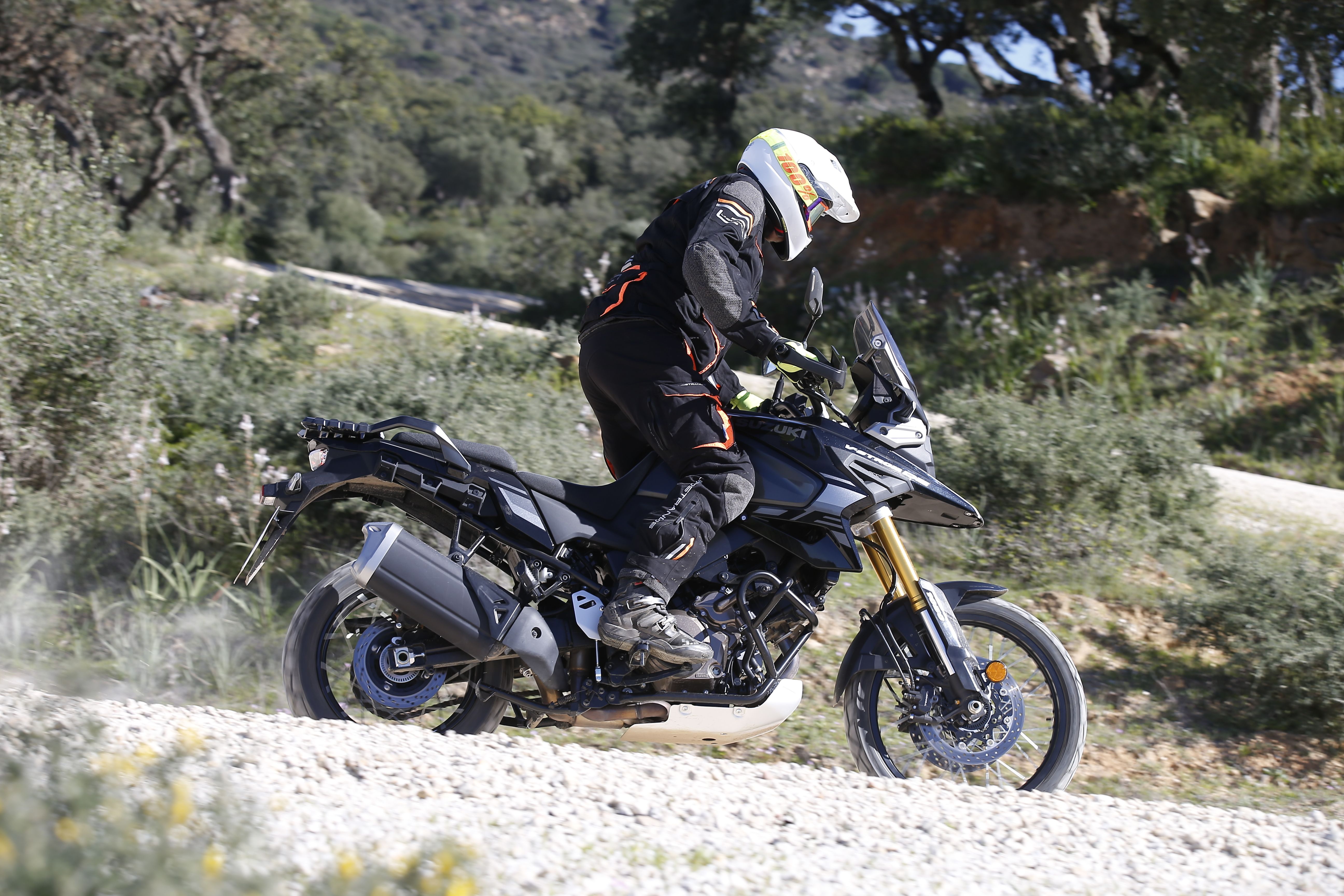 Fotos SUZUKI V-STROM 1050 TECH / DE 