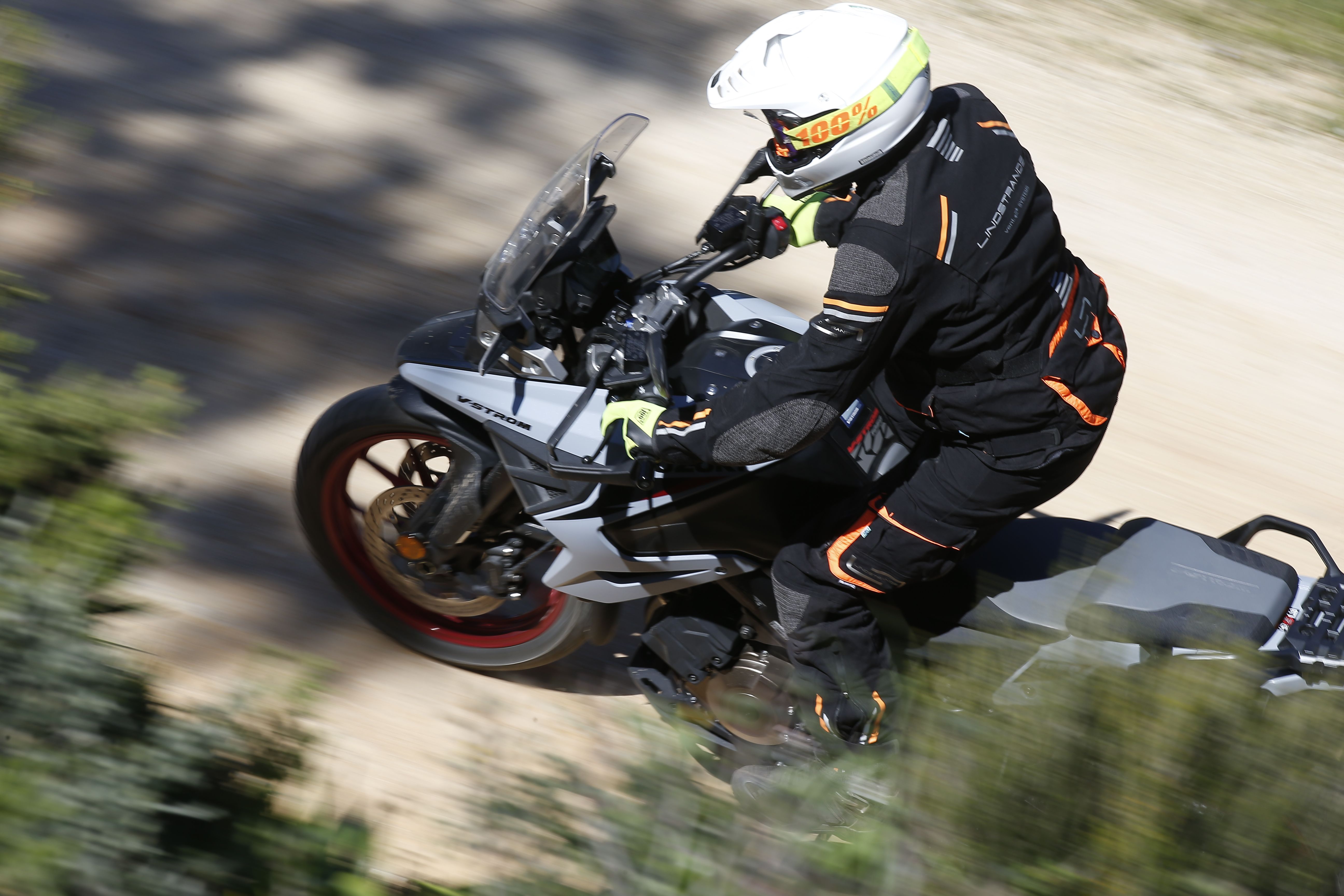 Fotos SUZUKI V-STROM 1050 TECH / DE 