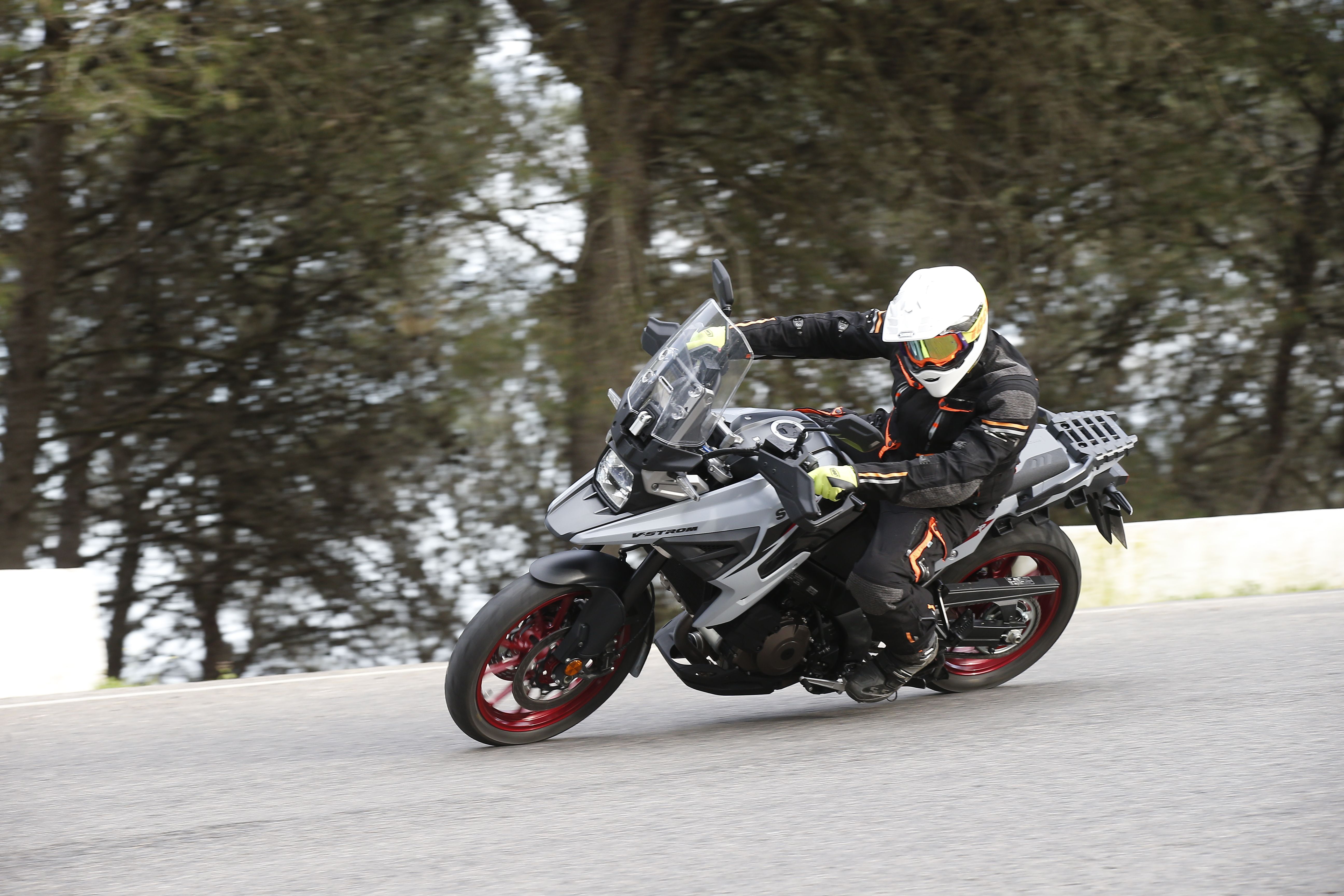Fotos SUZUKI V-STROM 1050 TECH / DE 