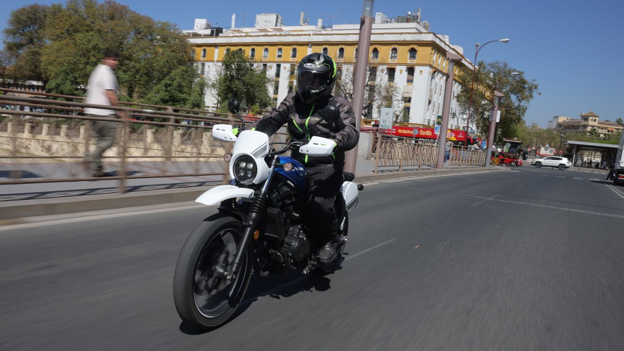 Prueba Honda CL500 2023