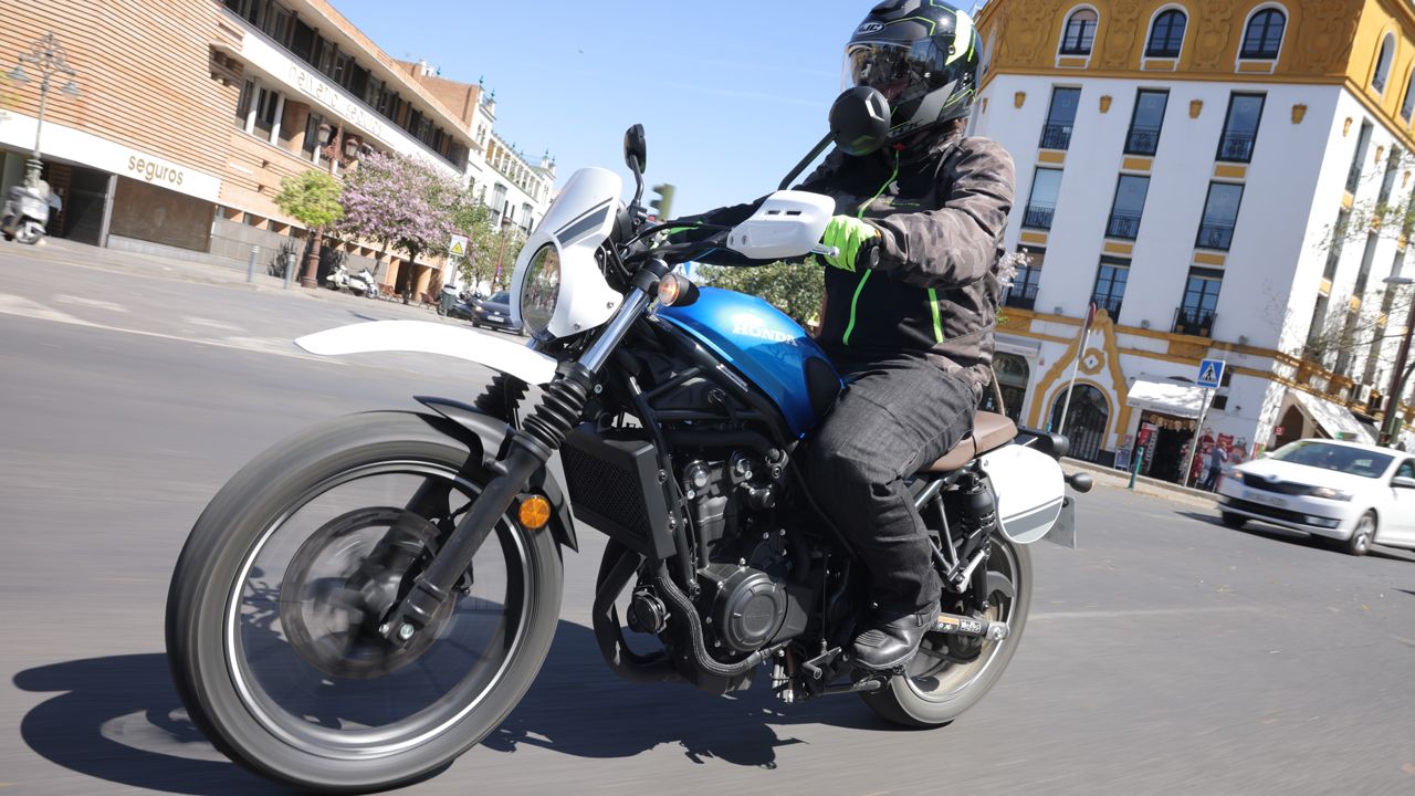 Prueba Honda CL500 2023