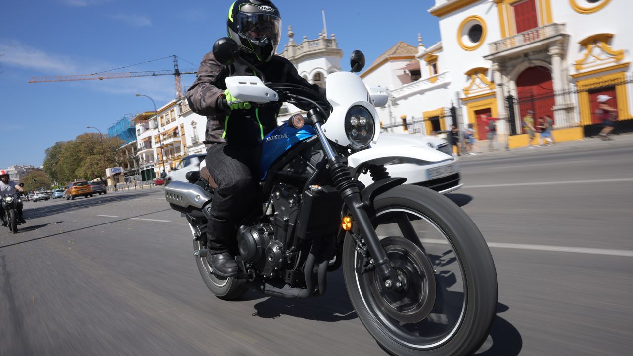 Prueba Honda CL500 2023