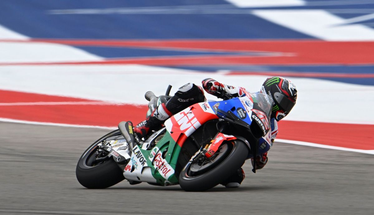 Álex Rins ha ganado en Austin para terminar la peor sequía de Honda en MotoGP Álex Rins ha ganado en Austin para terminar la peor sequía de Honda en MotoGP