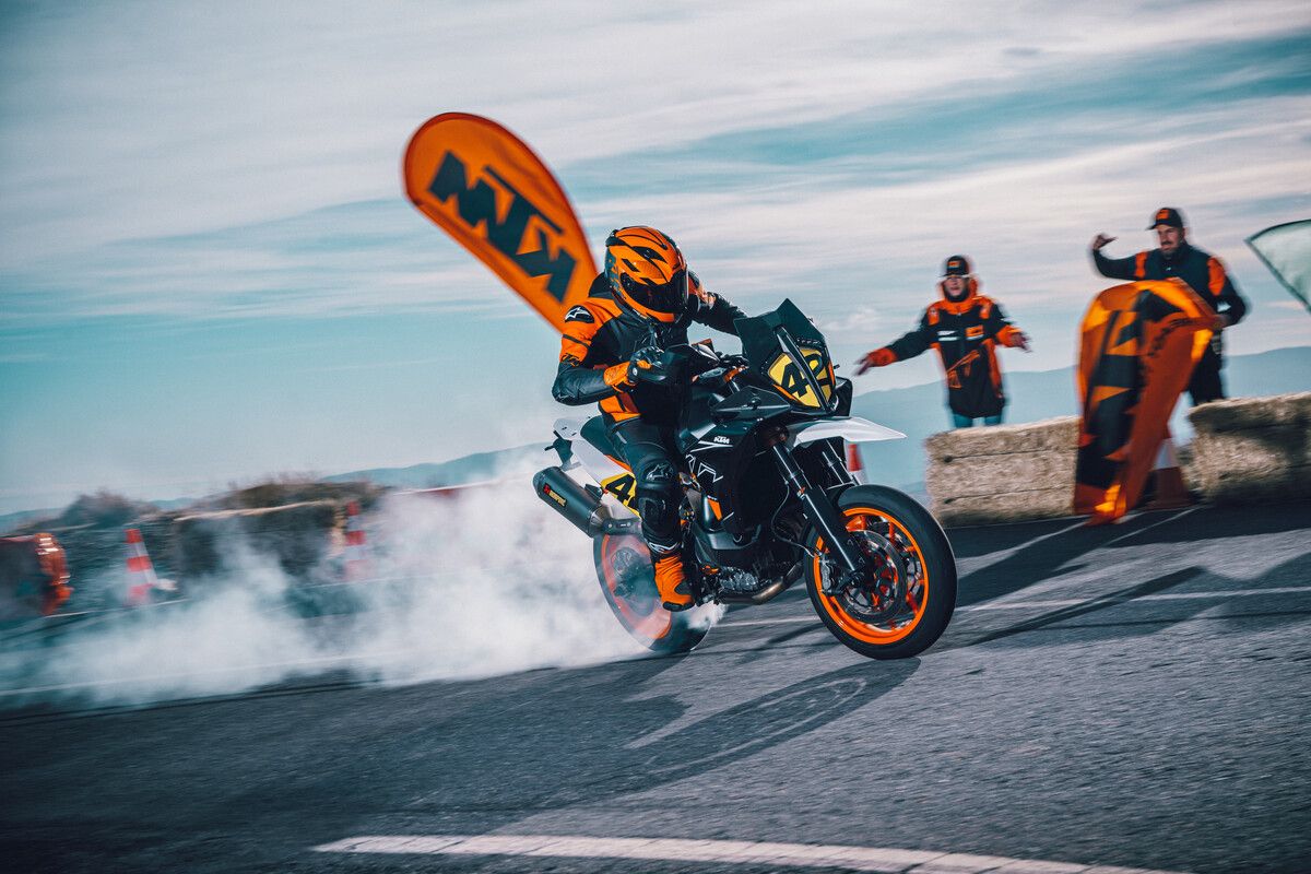 Fotos KTM 890 SMT