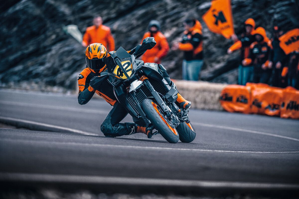 Fotos KTM 890 SMT