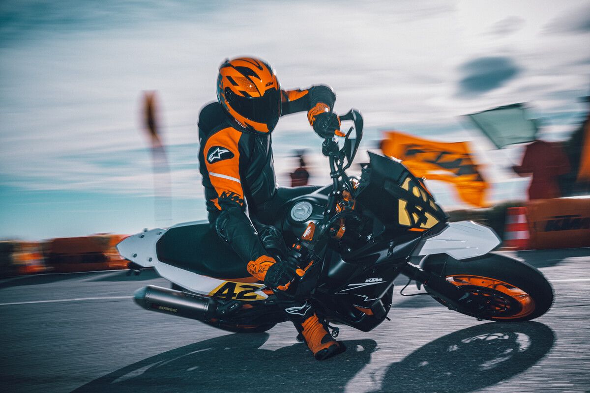 Fotos KTM 890 SMT