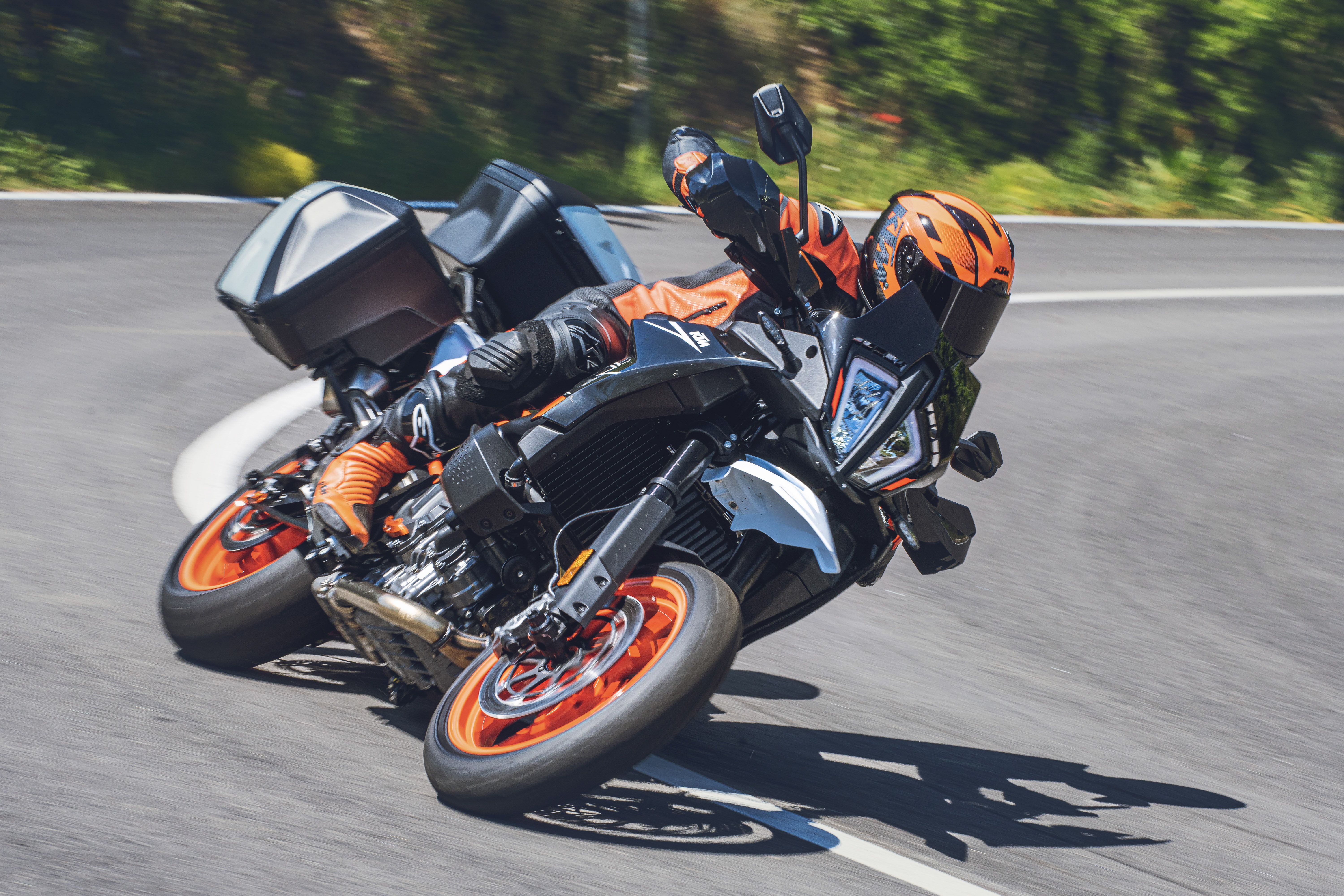 Fotos KTM 890 SMT