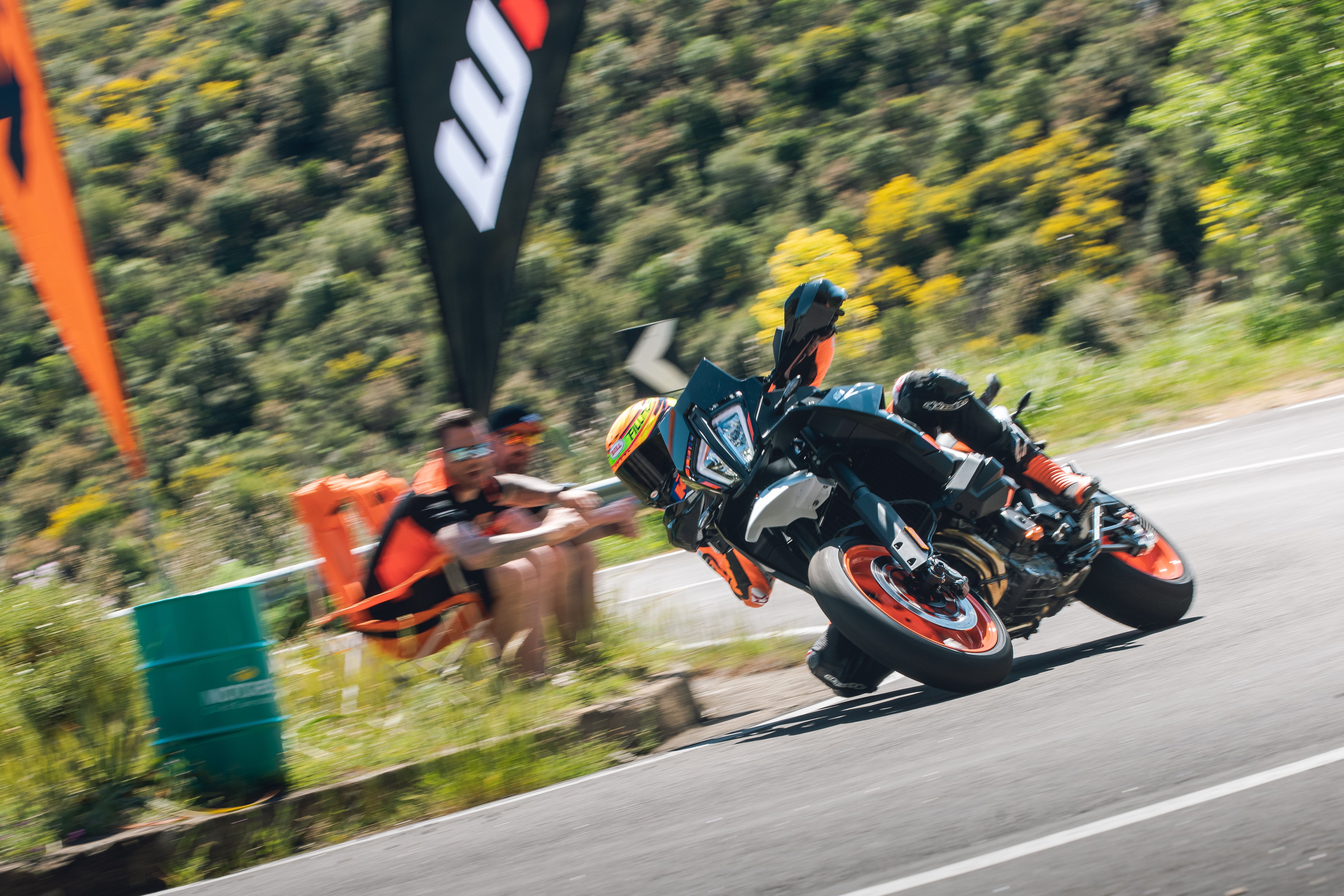 Fotos KTM 890 SMT