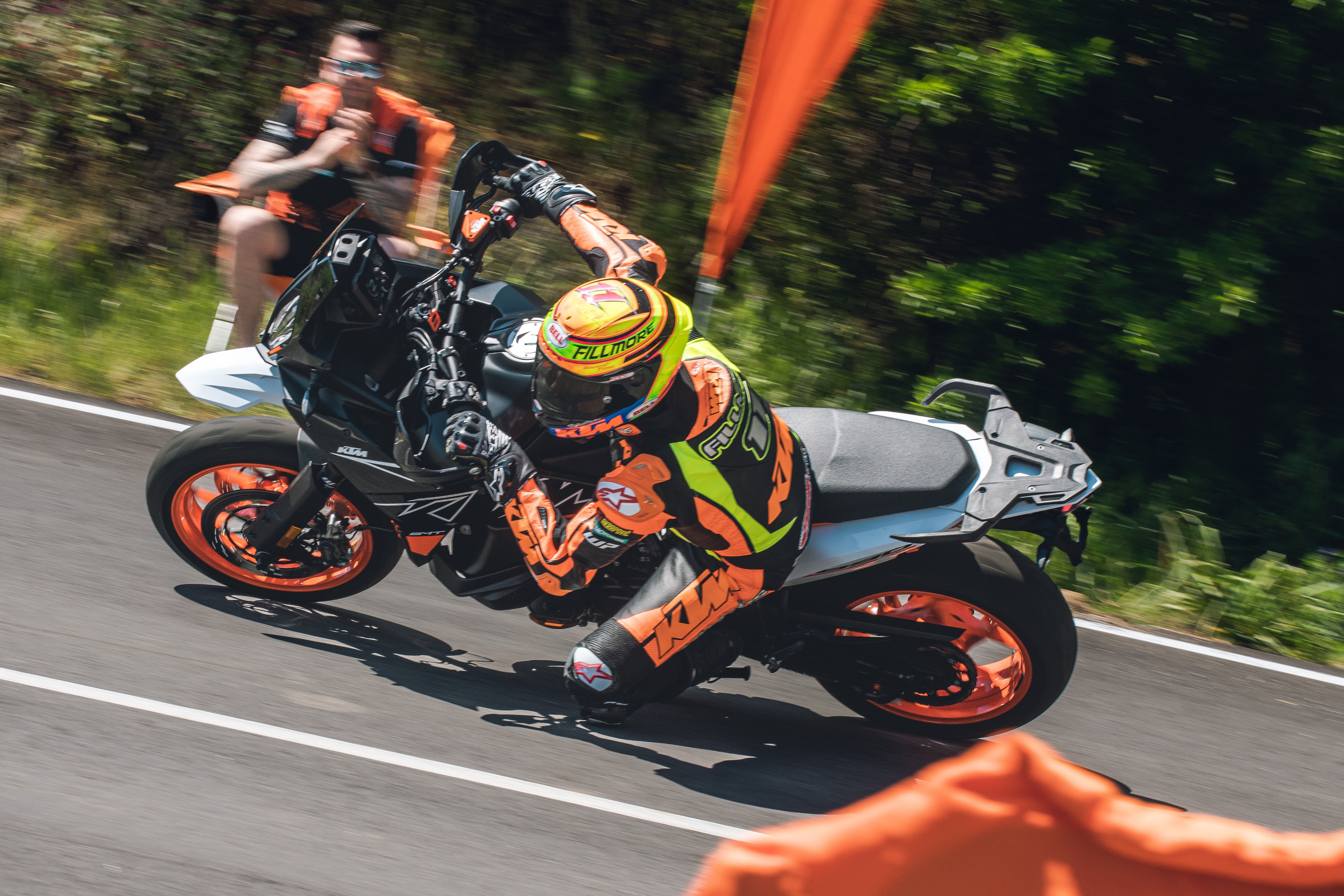 Fotos KTM 890 SMT