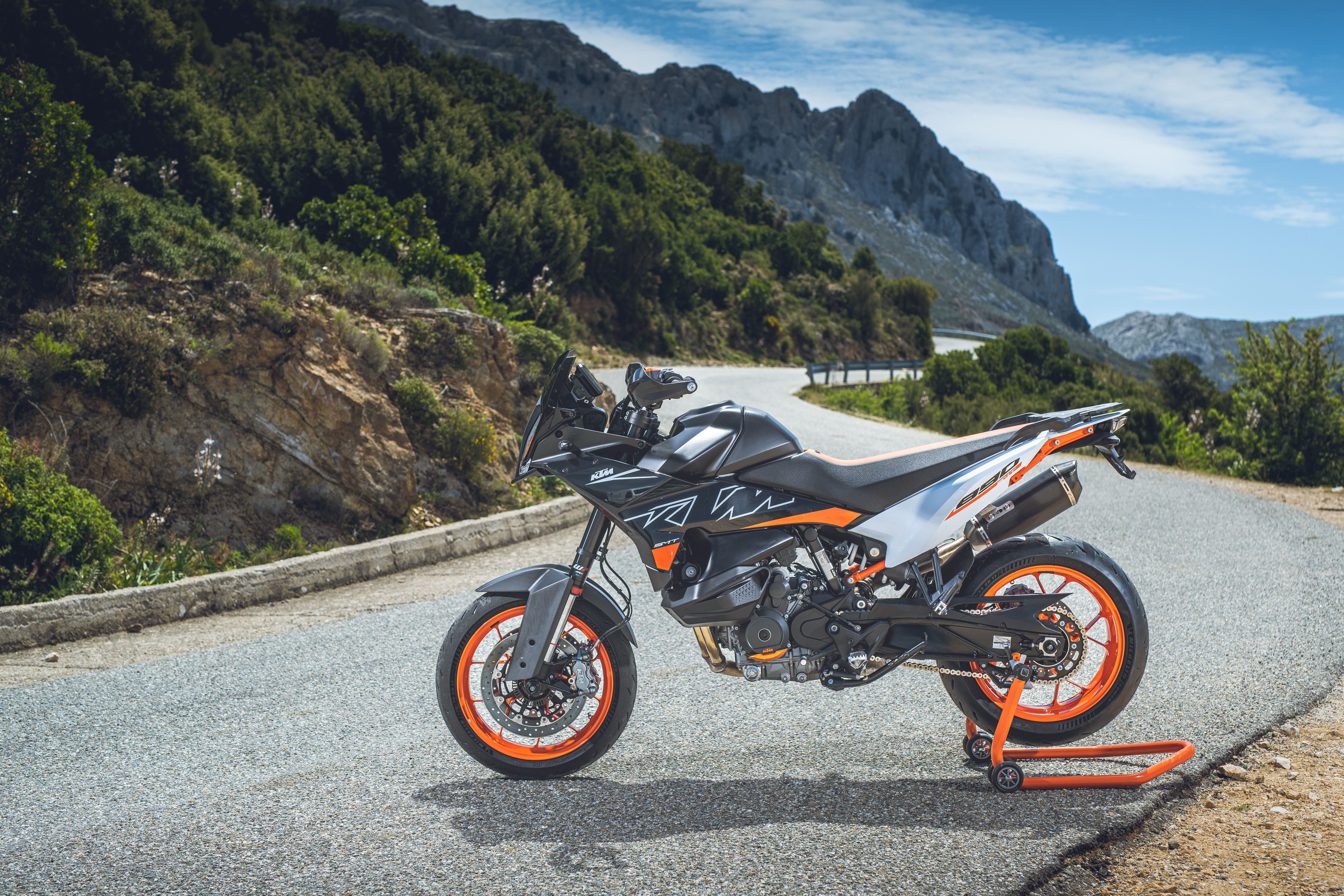 Fotos KTM 890 SMT