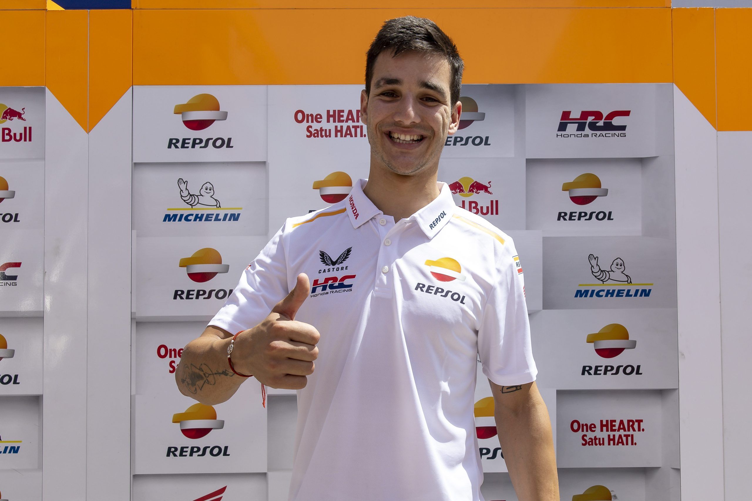 Iker Lecuona correrá con los colores del Repsol Honda en Jerez.