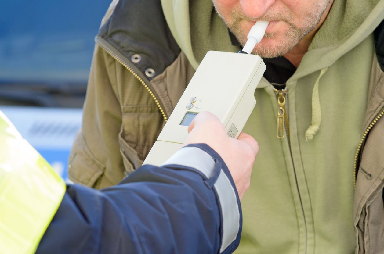 Campaña especial de vigilancia de drogas y alcohol de la DGT a los conductores 