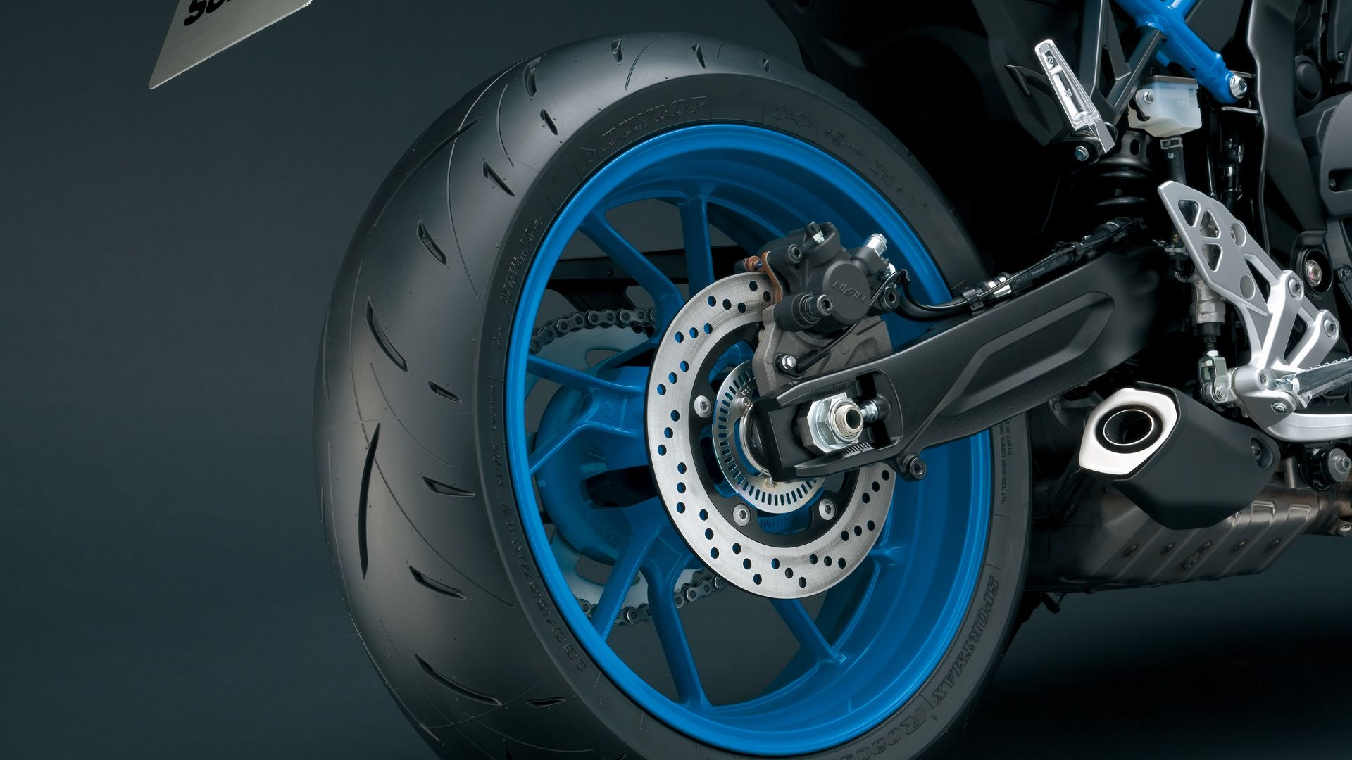 Suzuki GSX 8S 2023 Detalles (14)