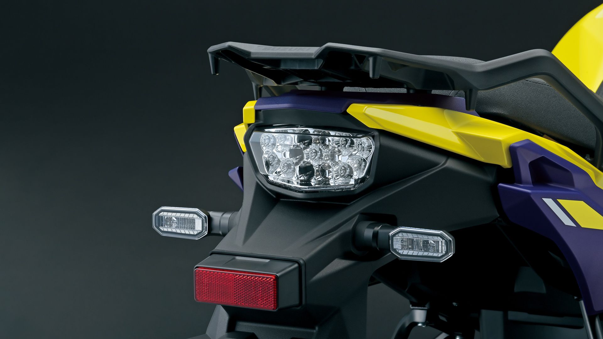 Suzuki V Strom 800DE 2023 Detalles (21)