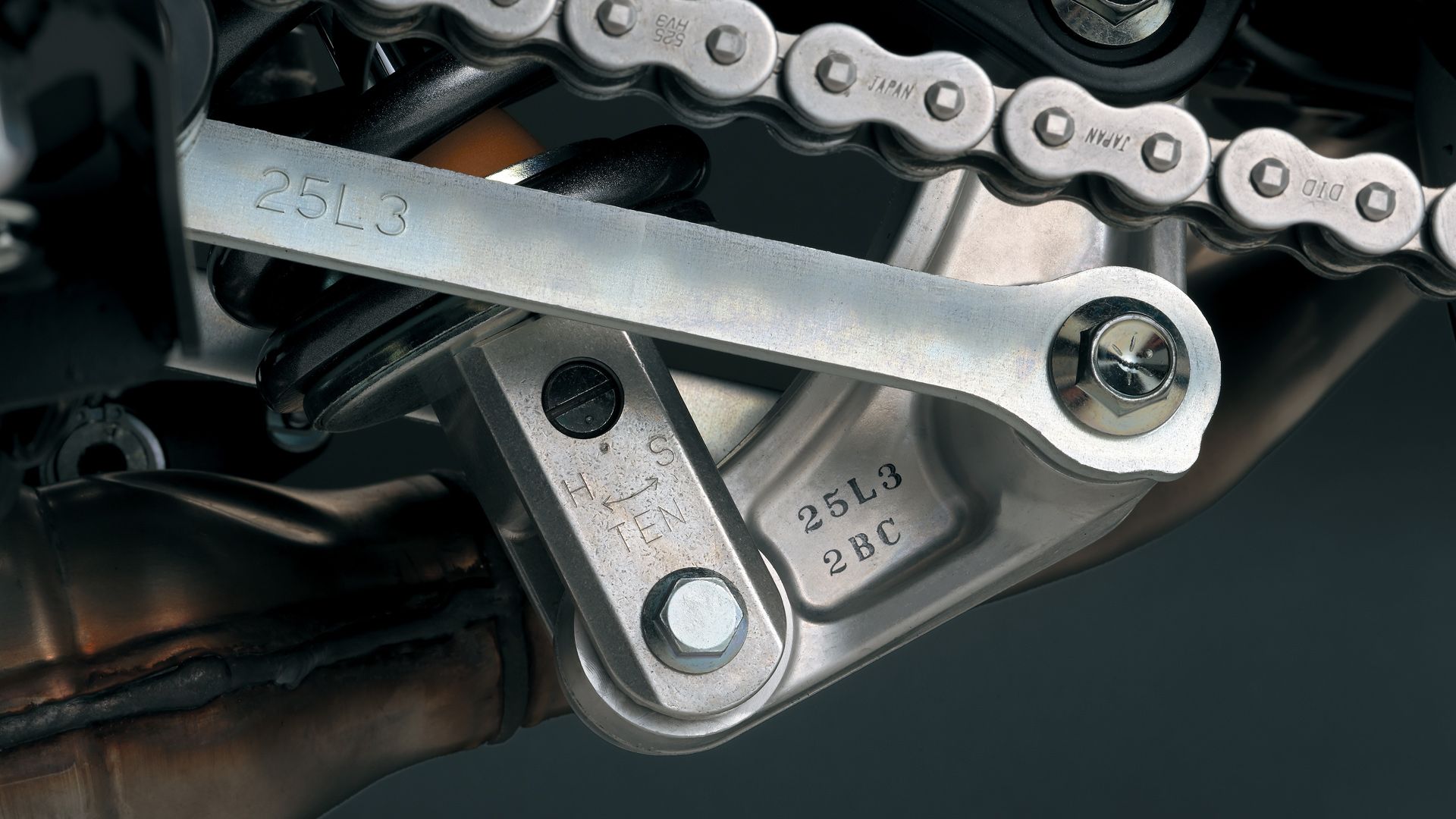 Suzuki V Strom 800DE 2023 Detalles (23)