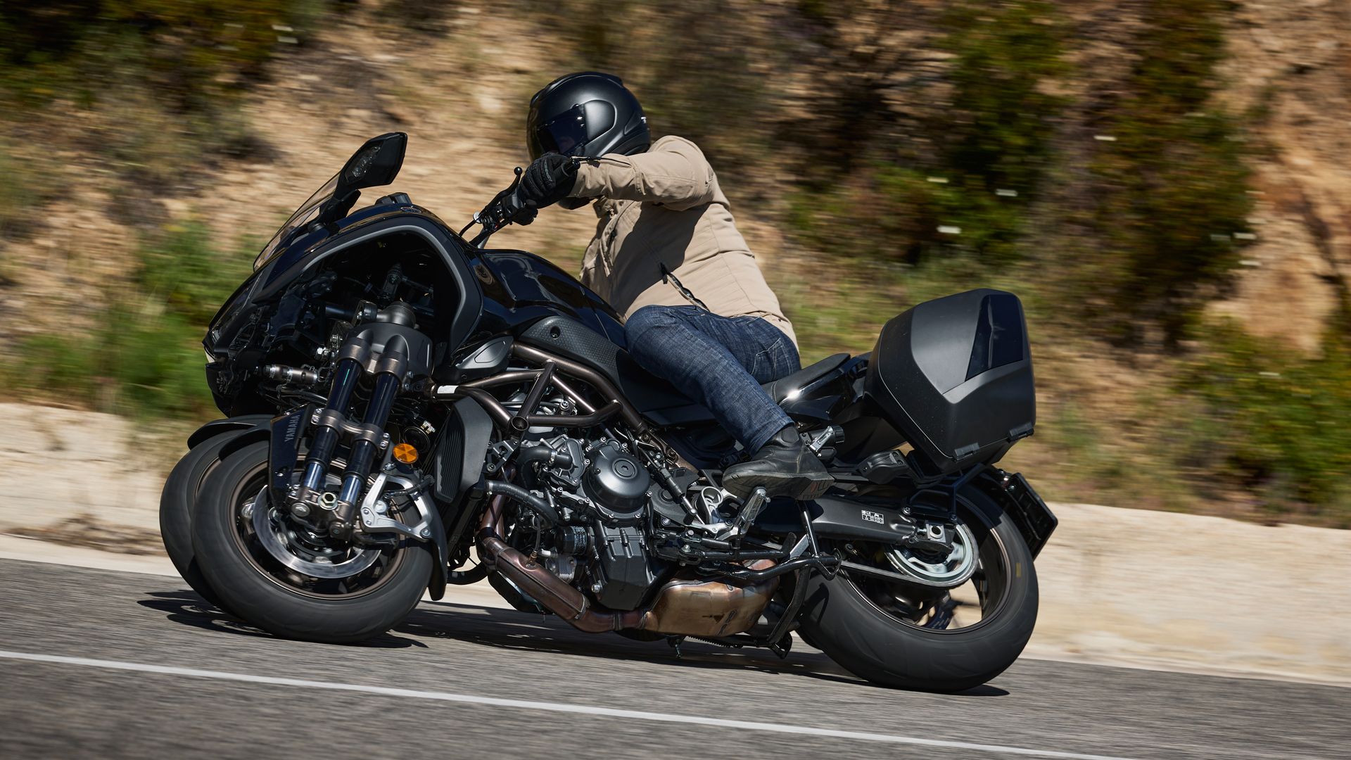 Yamaha Niken GT 2023 Accion (12)