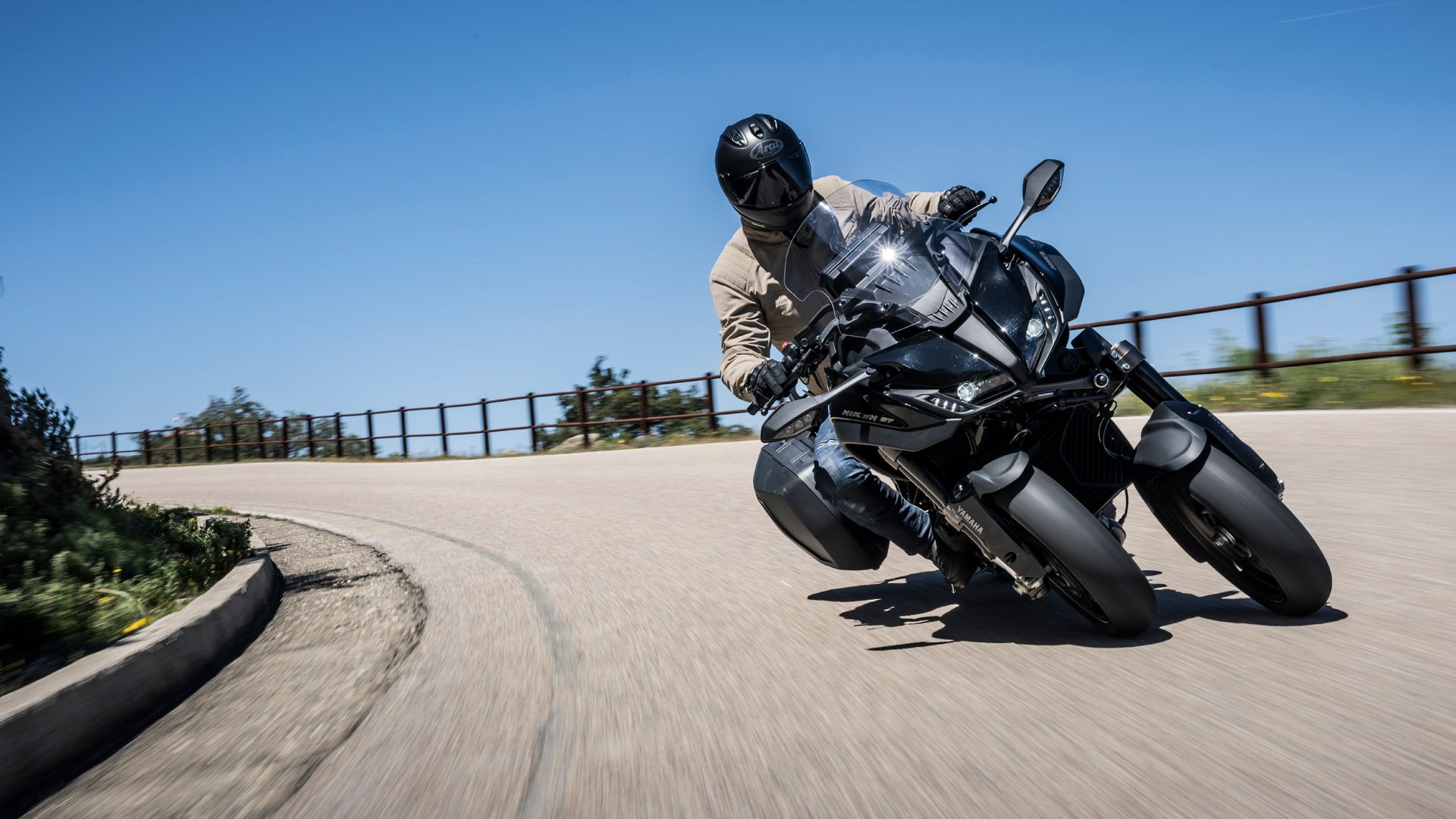 Yamaha Niken GT 2023 Accion (26)