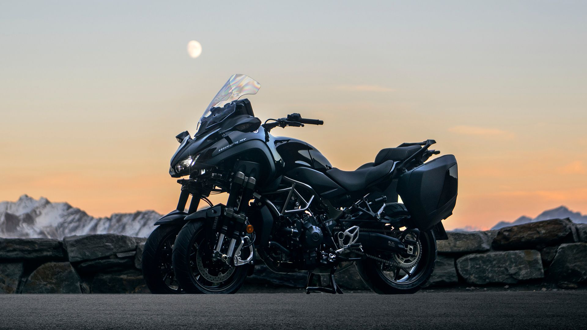 Yamaha Niken GT 2023 Estaticas (6)