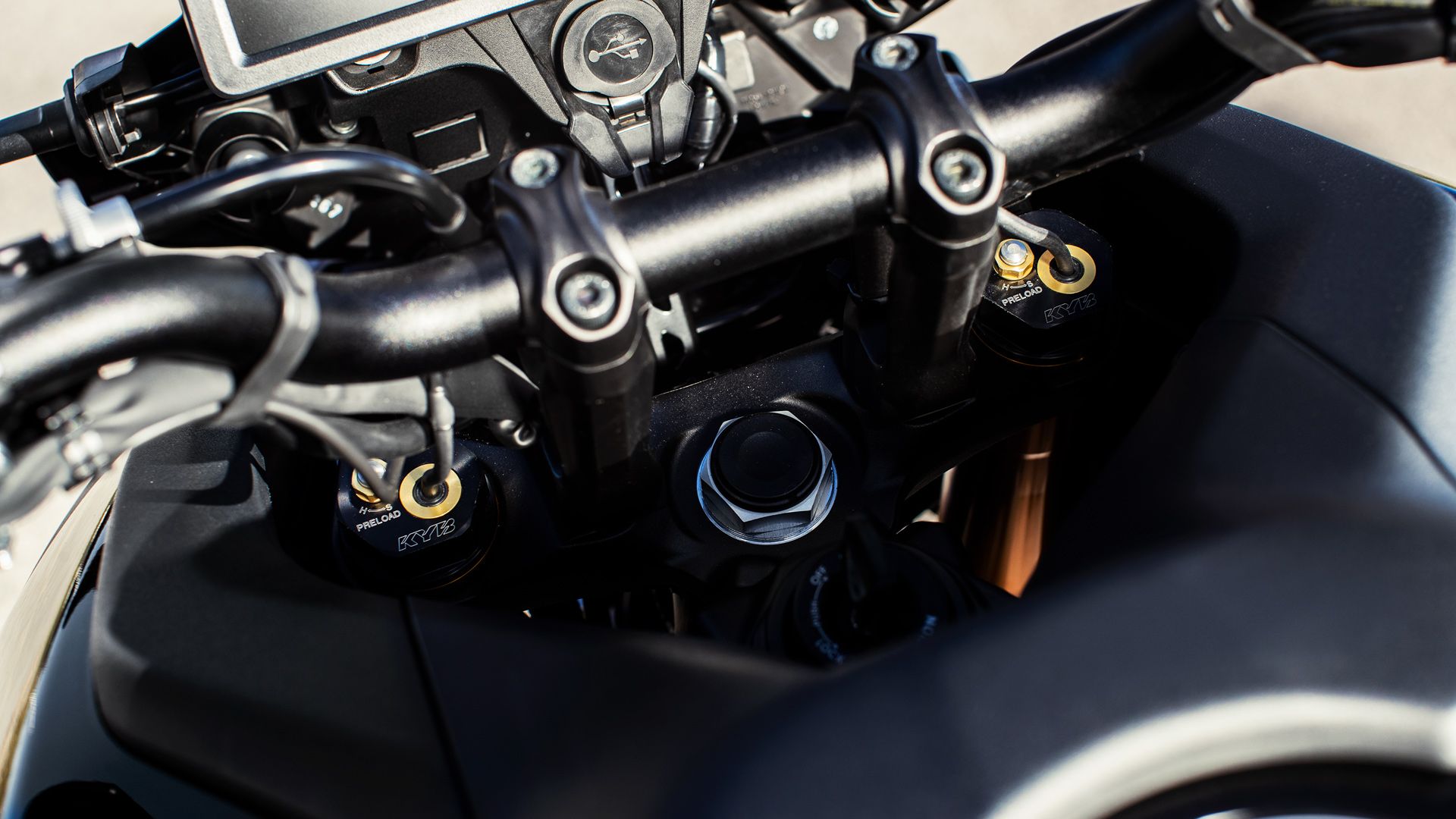 Yamaha Tracer9 GT+ 2023 Detalles (6)