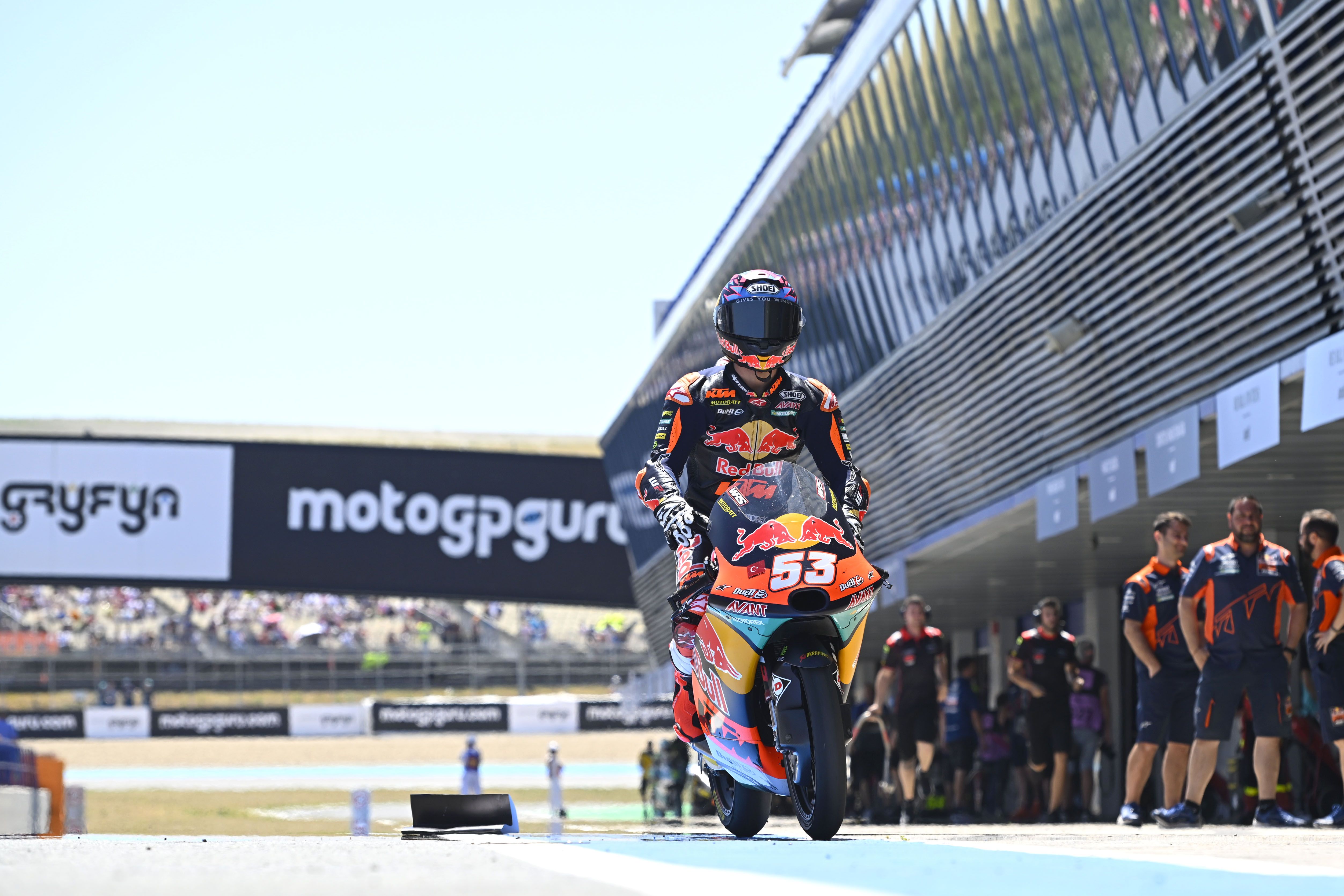 Pole de Deniz Öncü en el GP de España en Jerez.