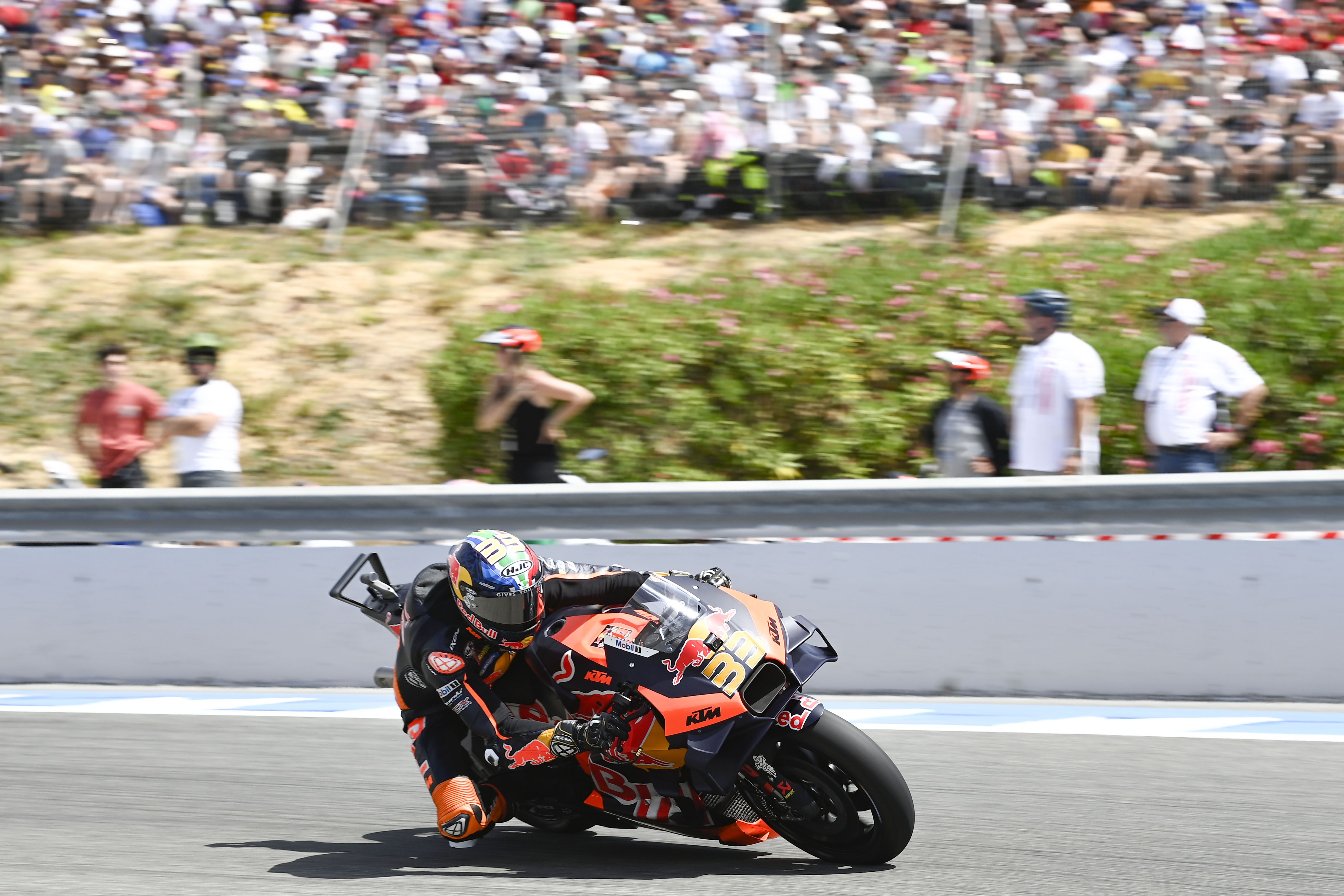 Brad Binder frenando, MotoGP Jerez 2023