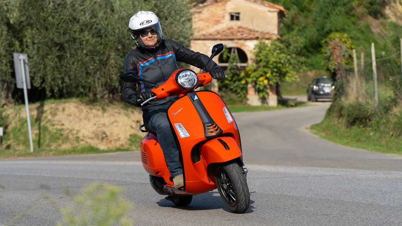 Vespa GTS300 2023