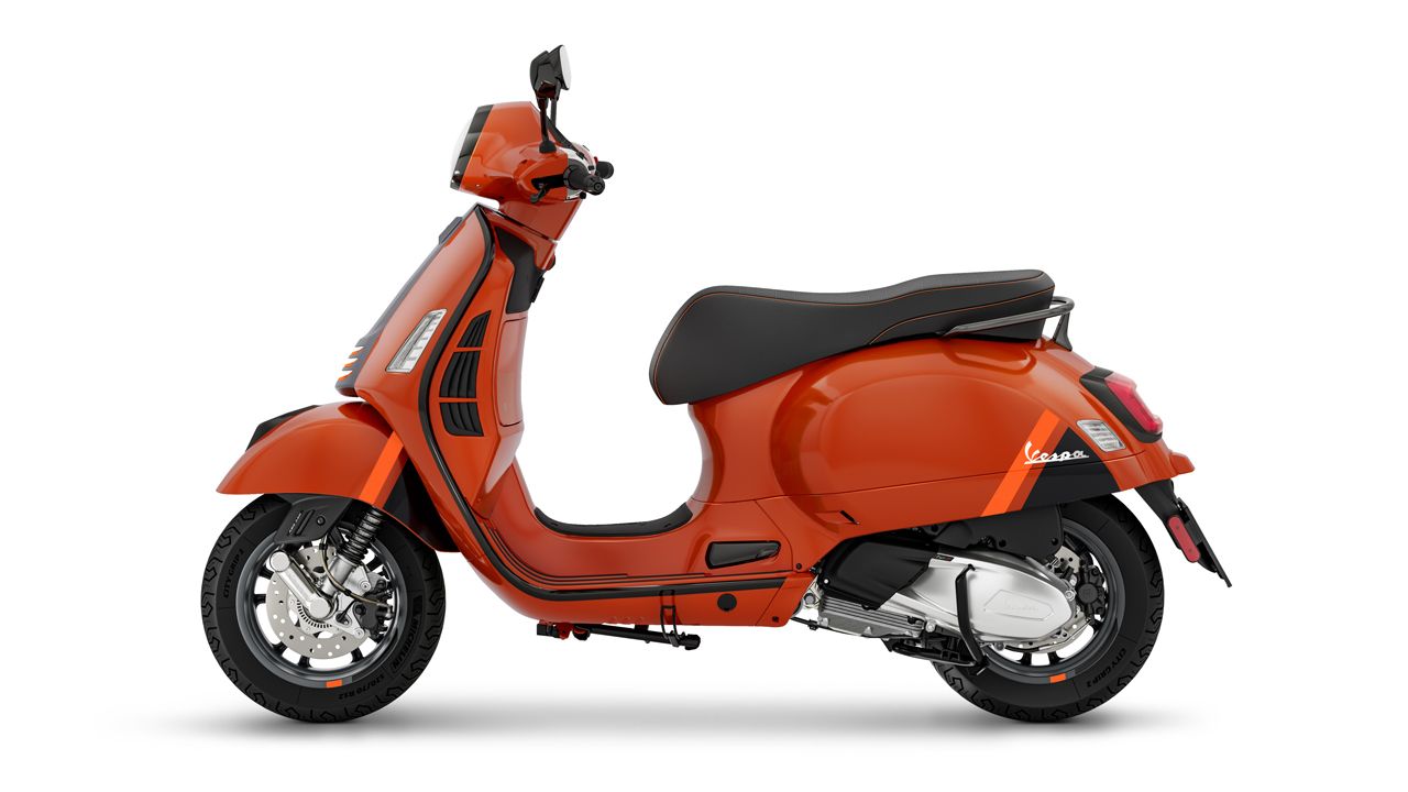 Vespa GTS300 2023