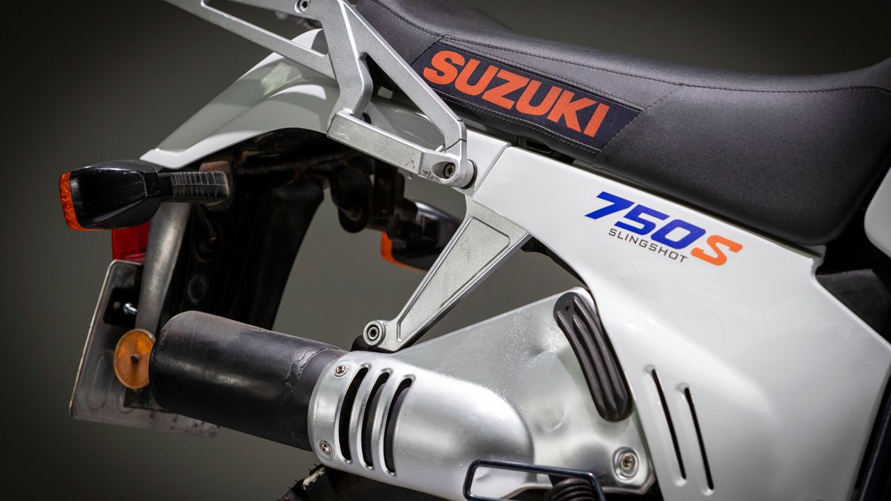 Suzuki DR750S Big 1988