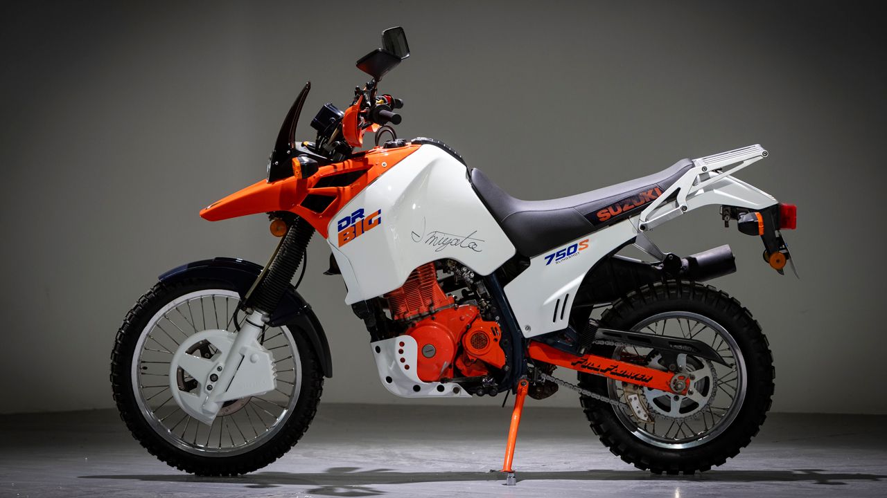 Suzuki DR750S Big 1988
