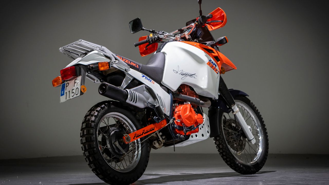Suzuki DR750S Big 1988