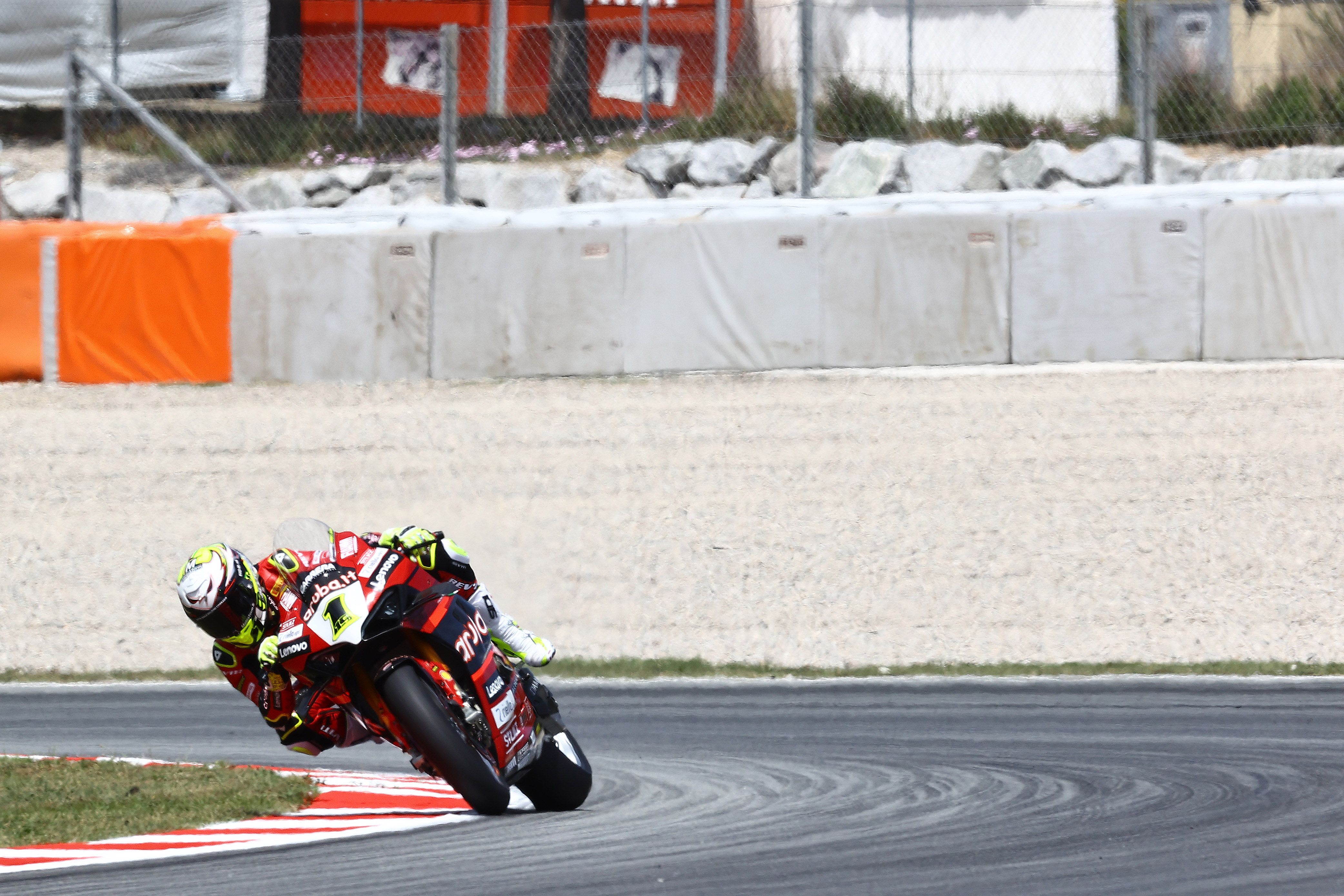 Álvaro Bautista se exhibió en Montmeló, WSBK Barcelona 2023