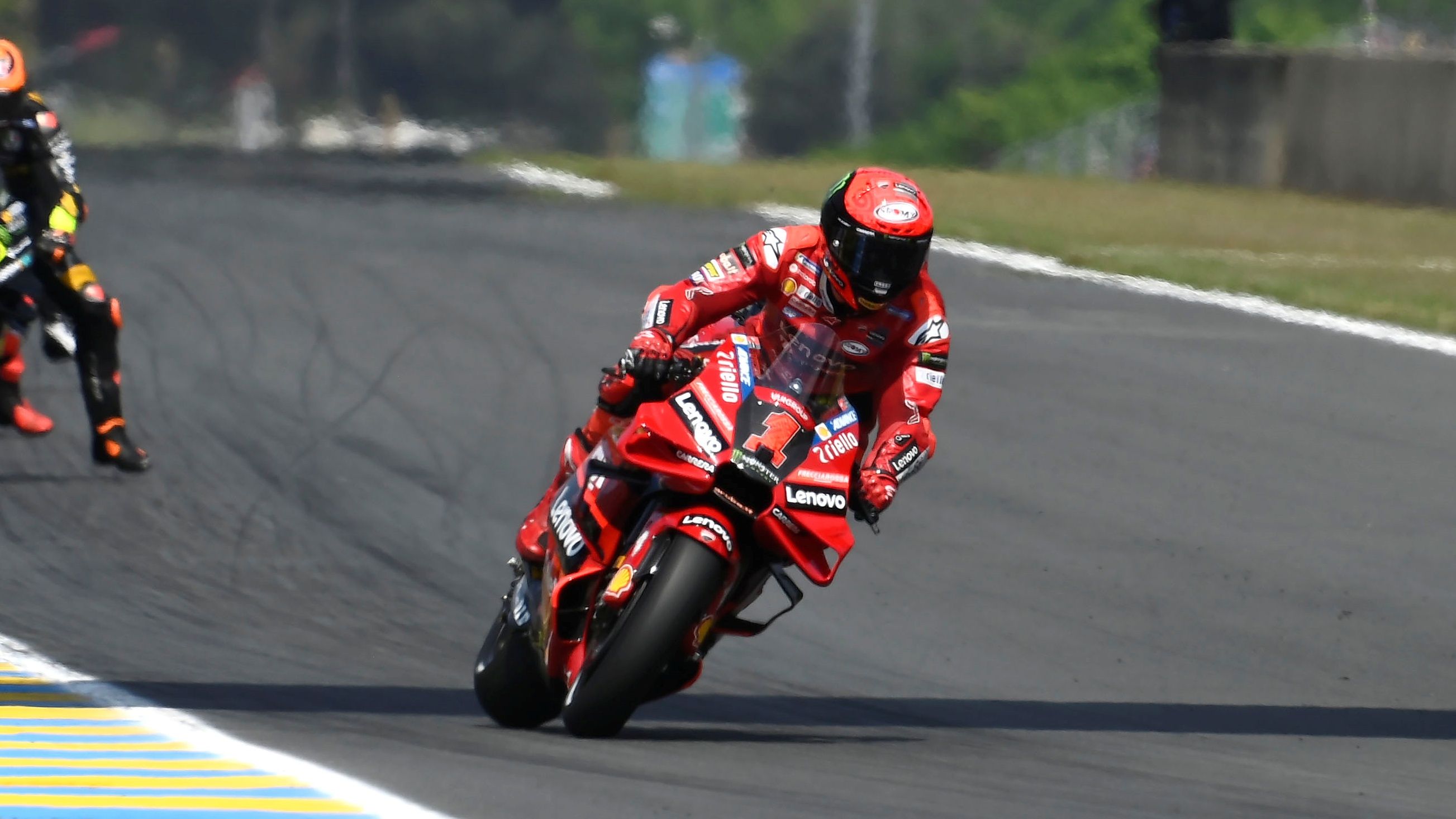 Pecco Bagnaia sigue líder de MotoGP 2023 tras el GP de Francia en Le Mans