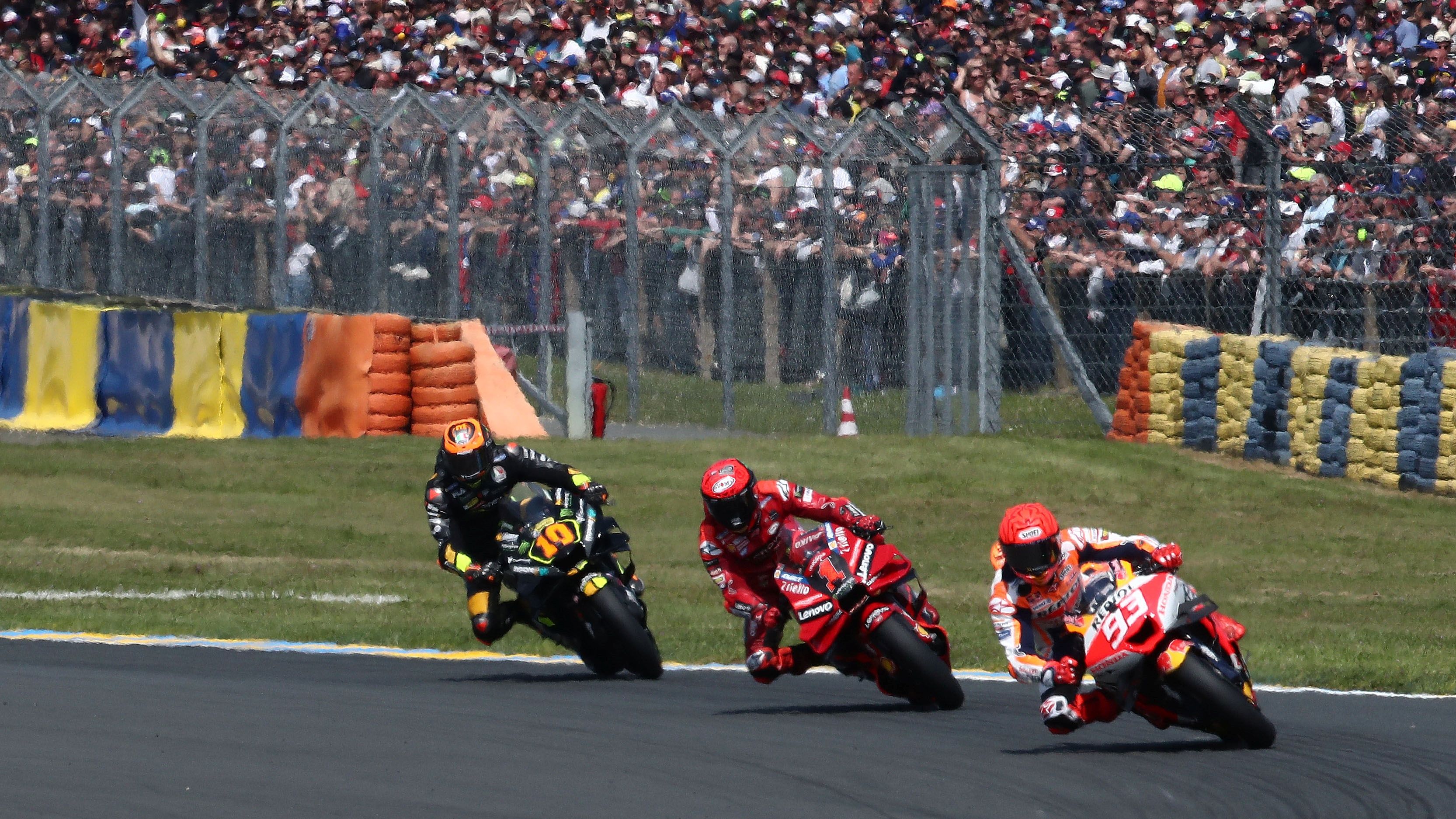 Marc Márquez, Pecco Bagnaia y Luca Marini, MotoGP Le Mans 2023