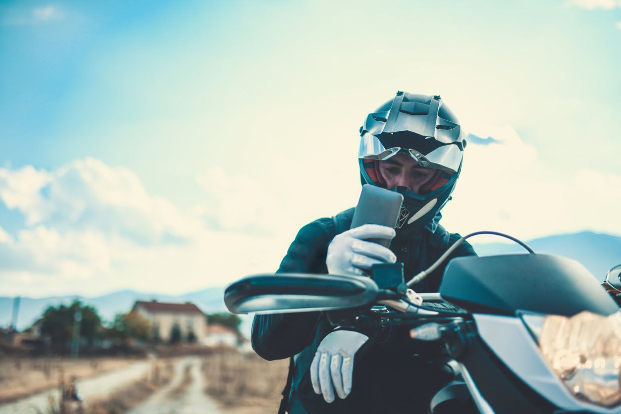 Qué es el localizador de una moto