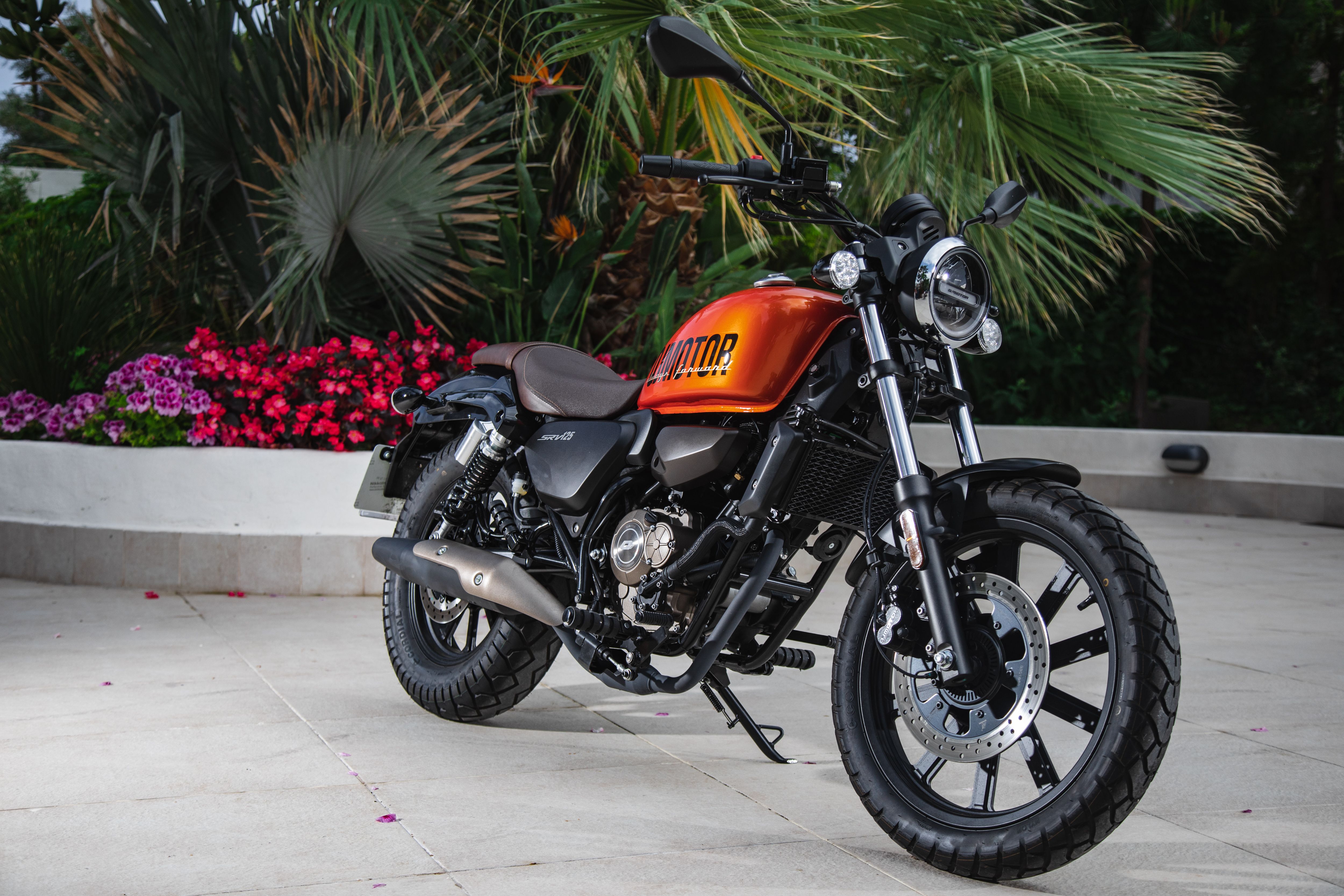 QJMotor SRV125 detalles (1)