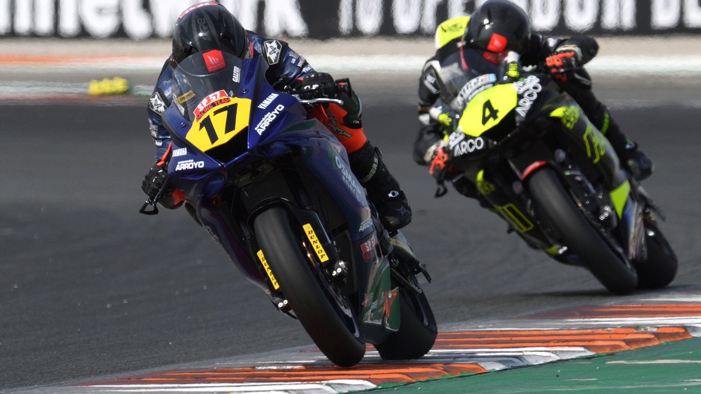 Dani Muñoz sigue imbatido en el Europeo de Stock tras contener a Eric Fernández en Valencia